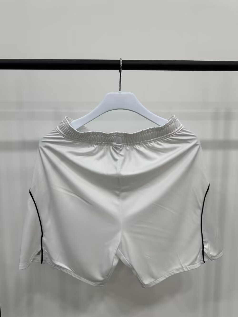 2025-26 Manchester United Home Shorts - Player Edition