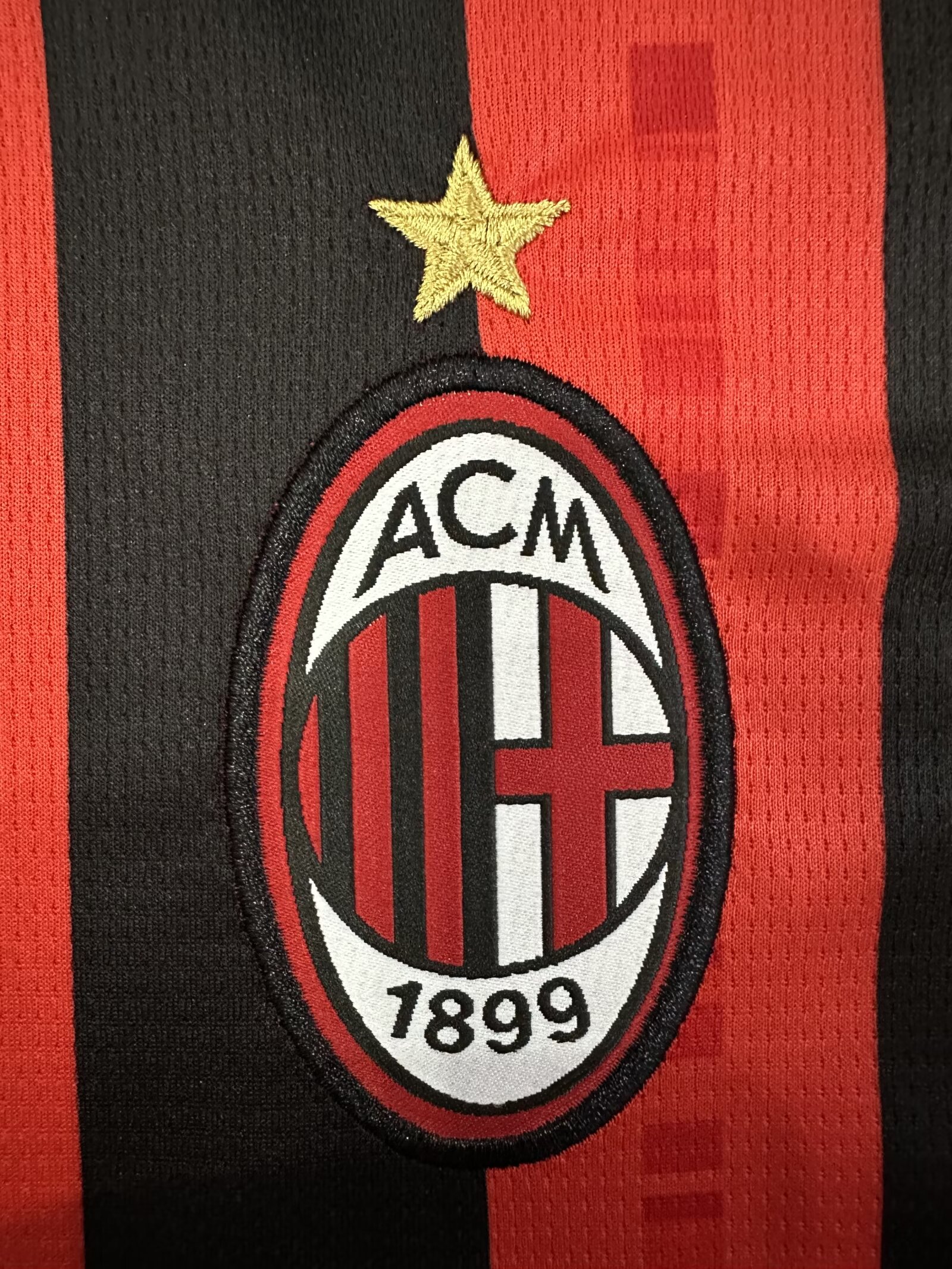 2024/25 AC Milan Home Shirt - Fans Edition
