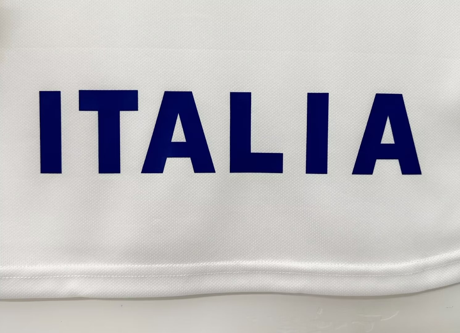 1996 Italy Away Retro Jersey - Fans Edition