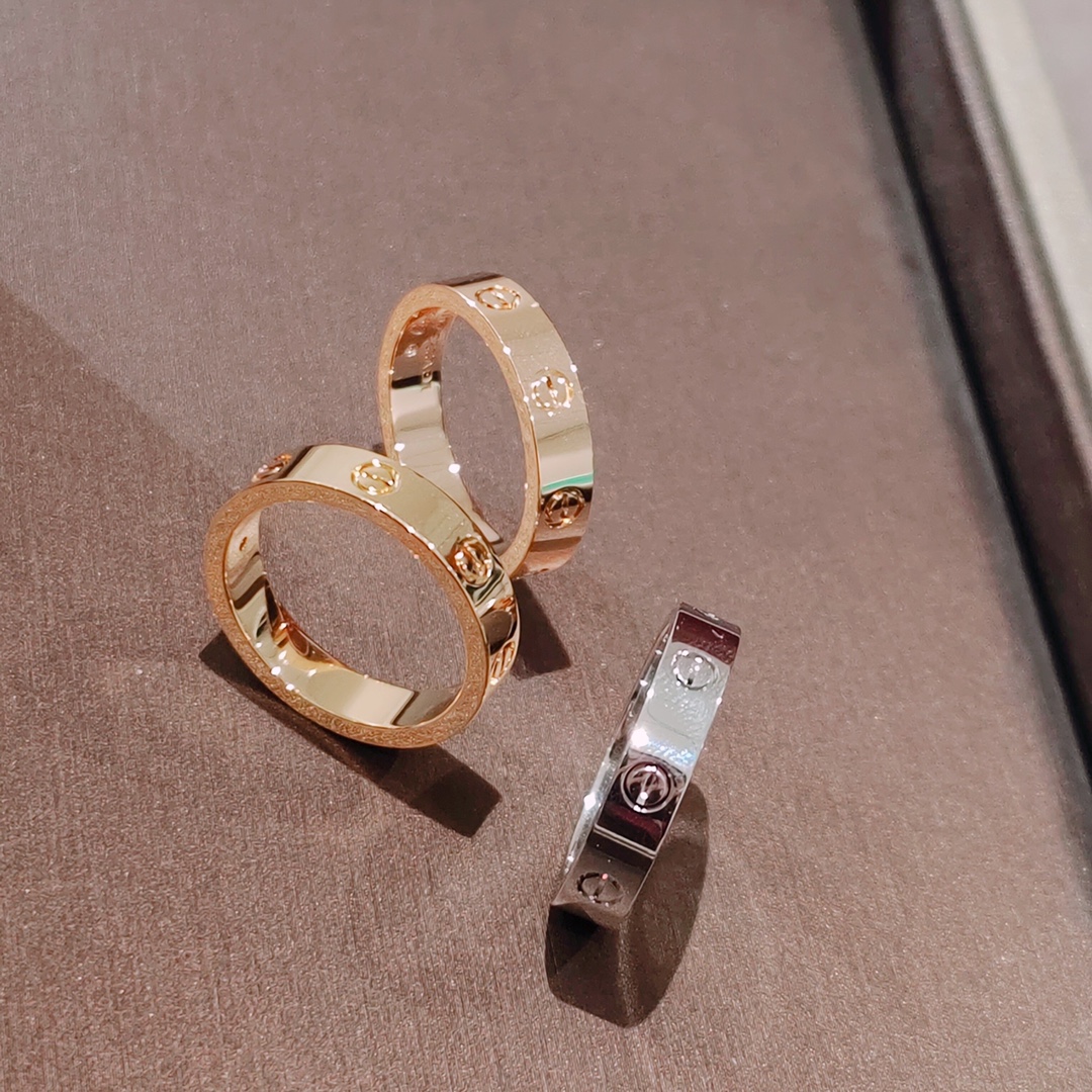 𝐂𝐚𝐫𝐭𝐢𝐞𝐫 𝐋𝐨𝐯𝐞 ♥️ Classic Diamond Free Ring Narrow Edition