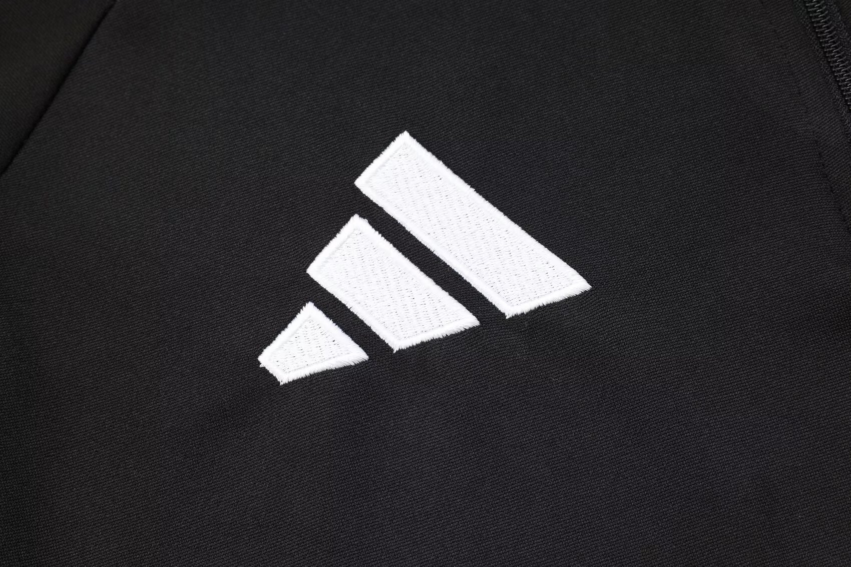 2025/26 Real Madrid black training kit