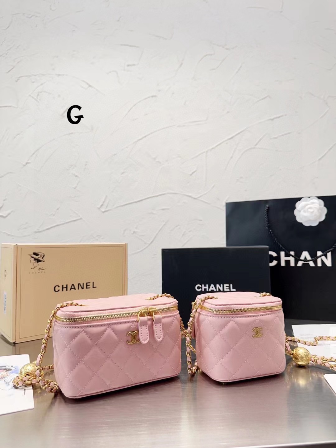 CHANEL Quilted Calfskin Mini Perfect Fit Cosmetic Bag