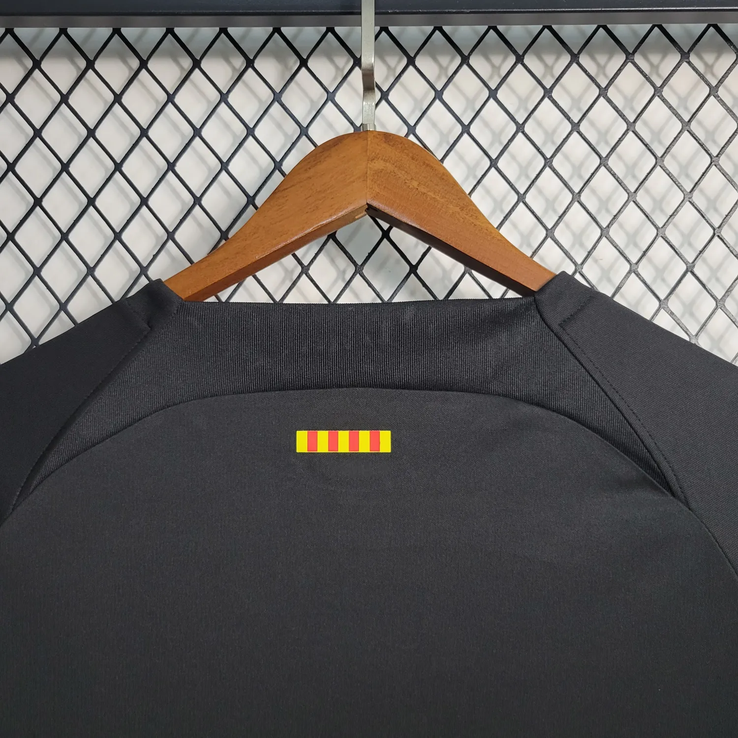 2023/24 Barcelona black training fan jersey