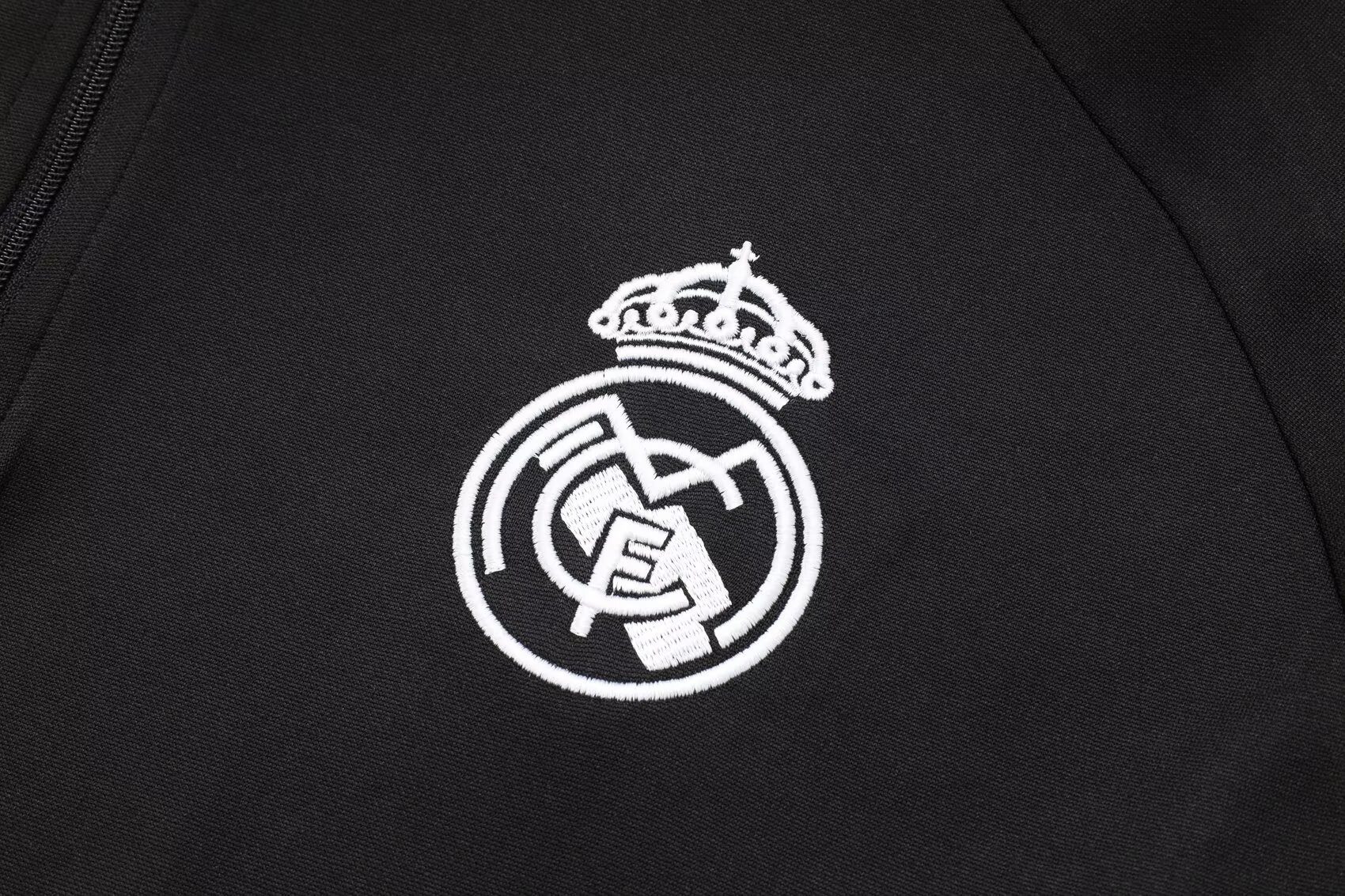 2025/26 Real Madrid black training kit