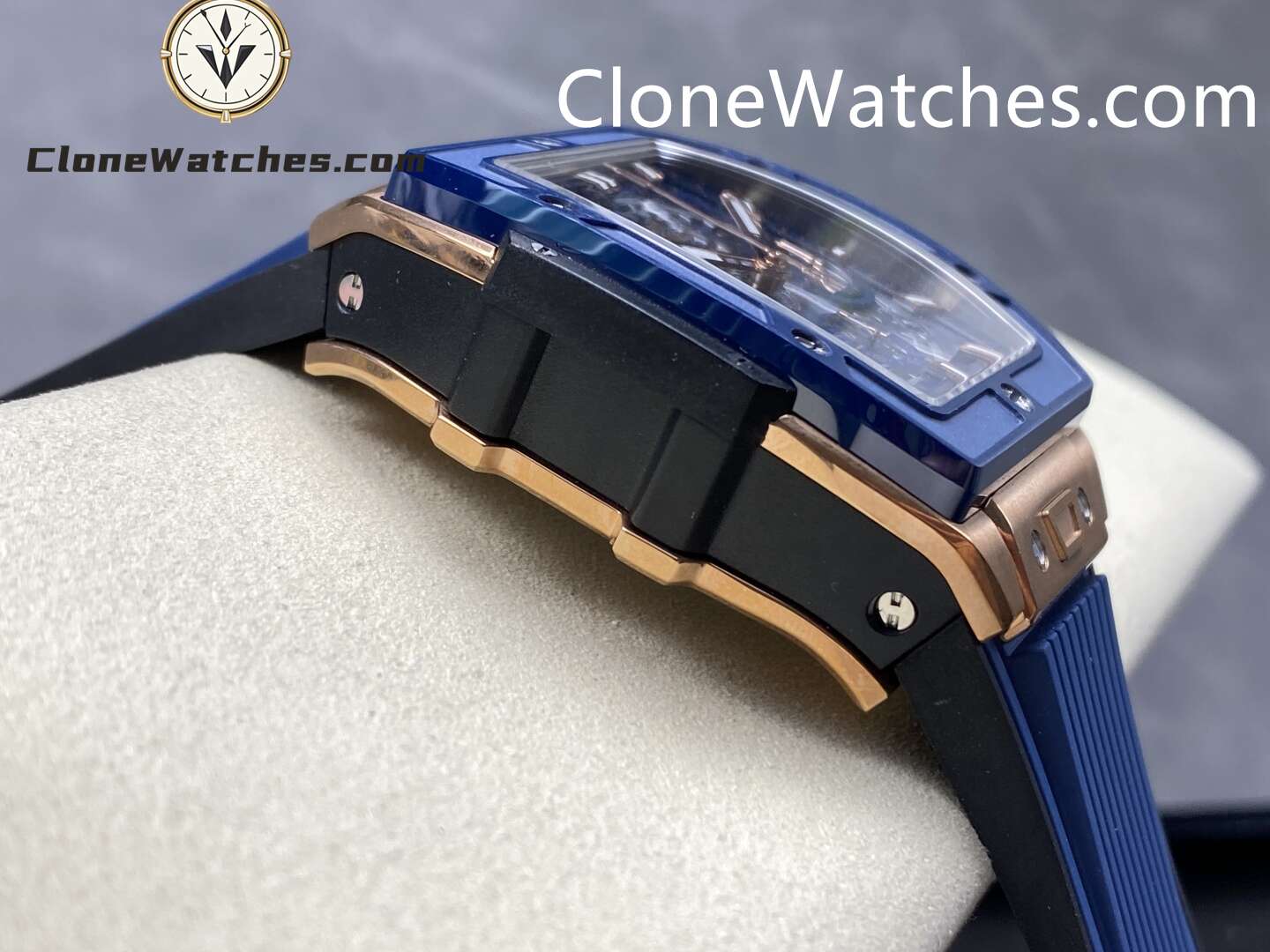 Hublot Super Clone Watches 1:1 Spirit of Big Bang King Gold Blue Ceramic 42MM 642.OL.7180.RX