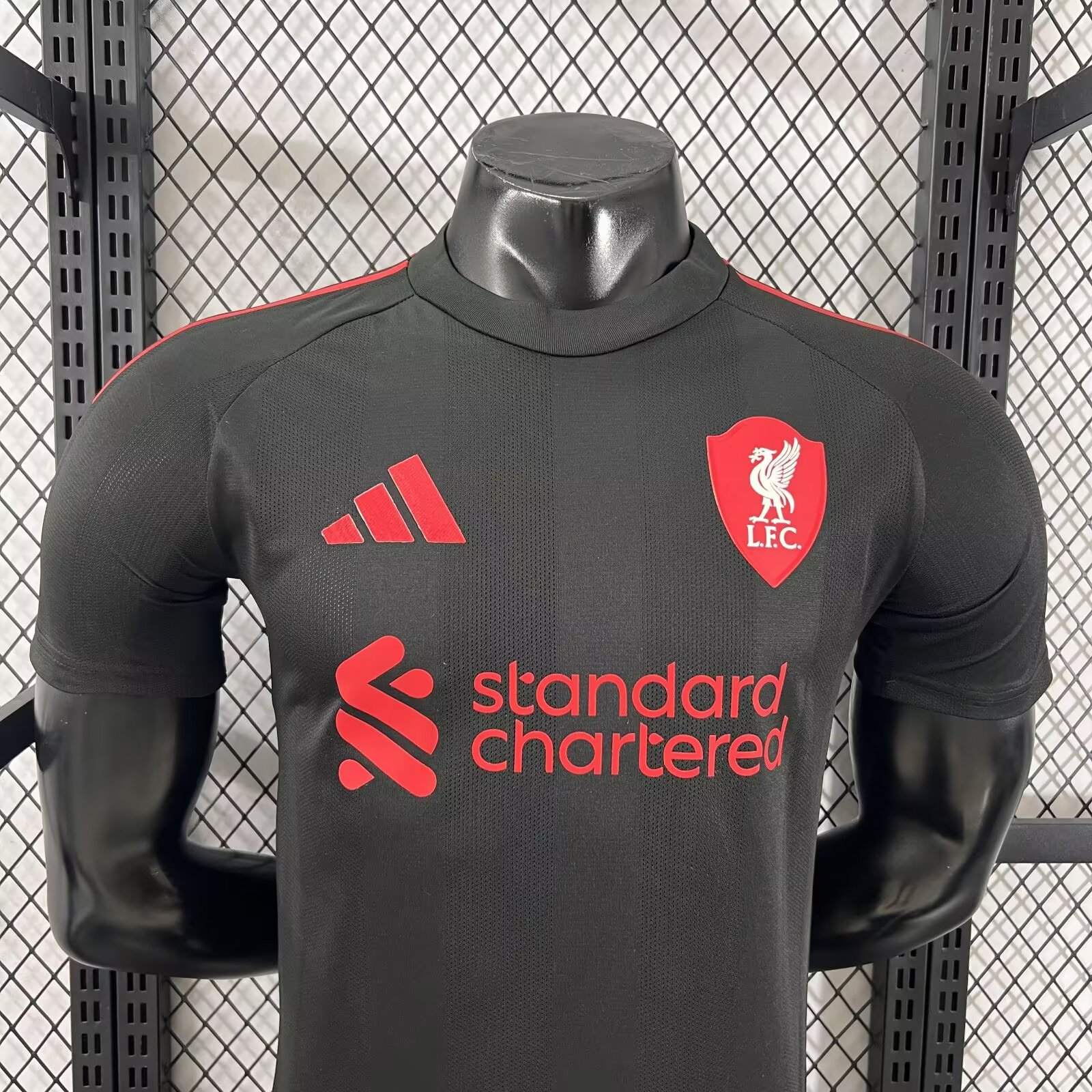 2025-26 Liverpool Black Jersey - Player Edition