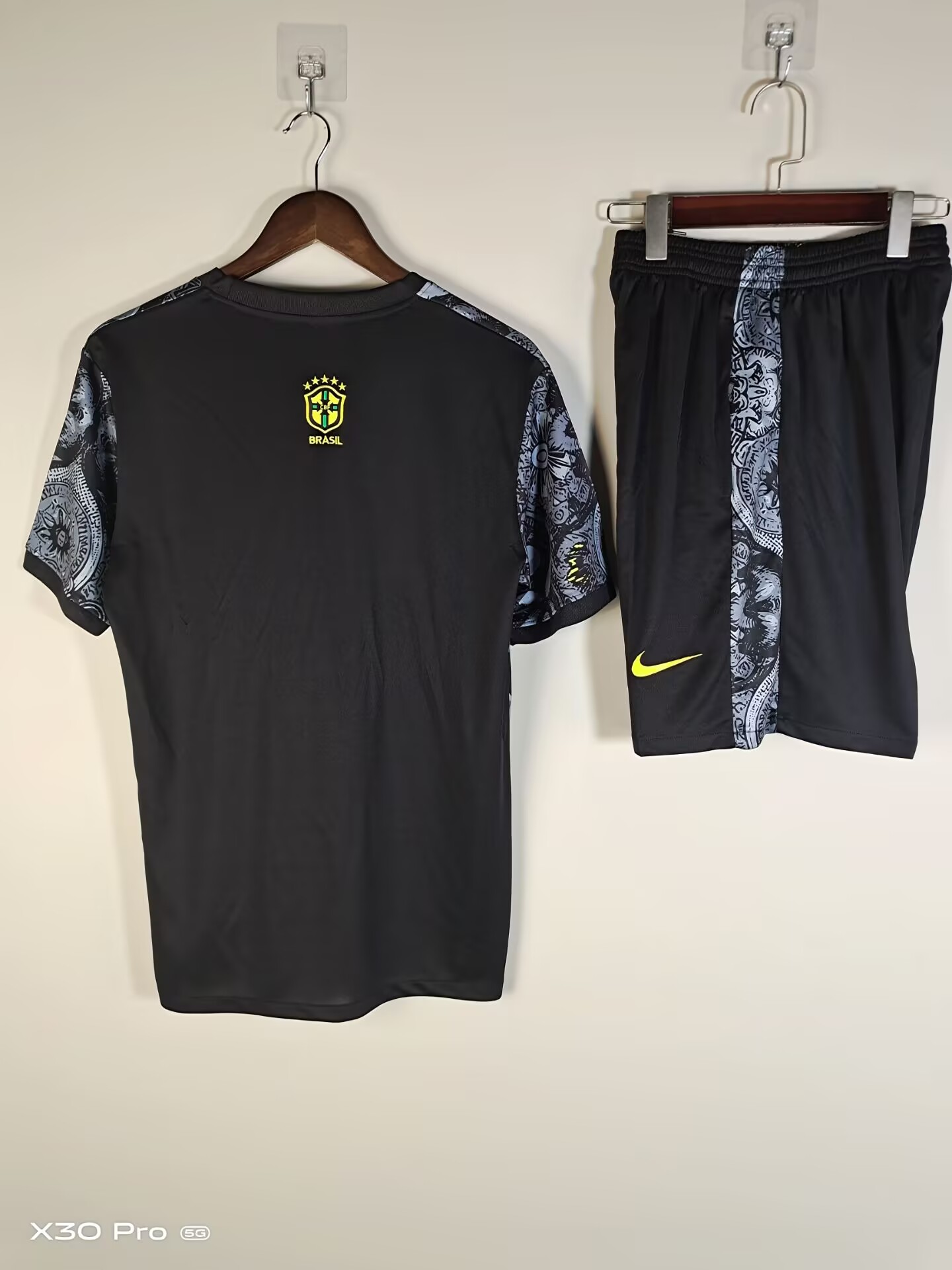 2025-26 Brazil children's short-sleeved training suit black