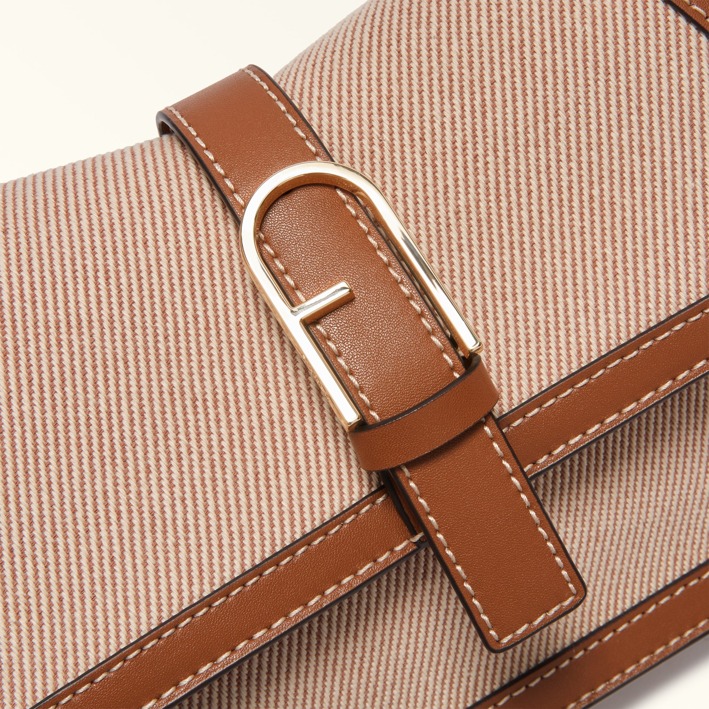 Furla Flow Top Handle M