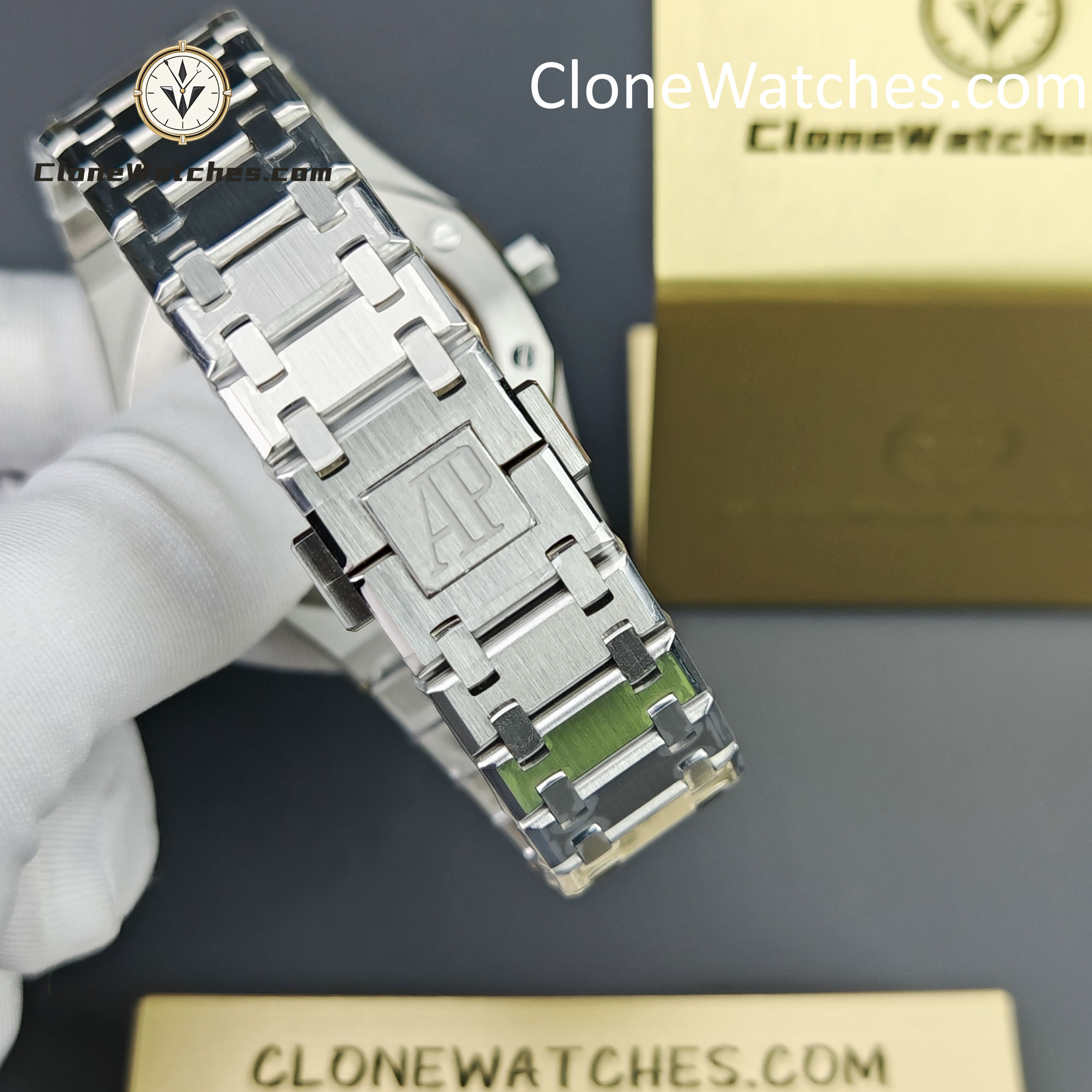 Audemars Piguet Super Clone Watches 1:1 Royal Oak “Jumbo” Extra-Thin 15202ST 39MM