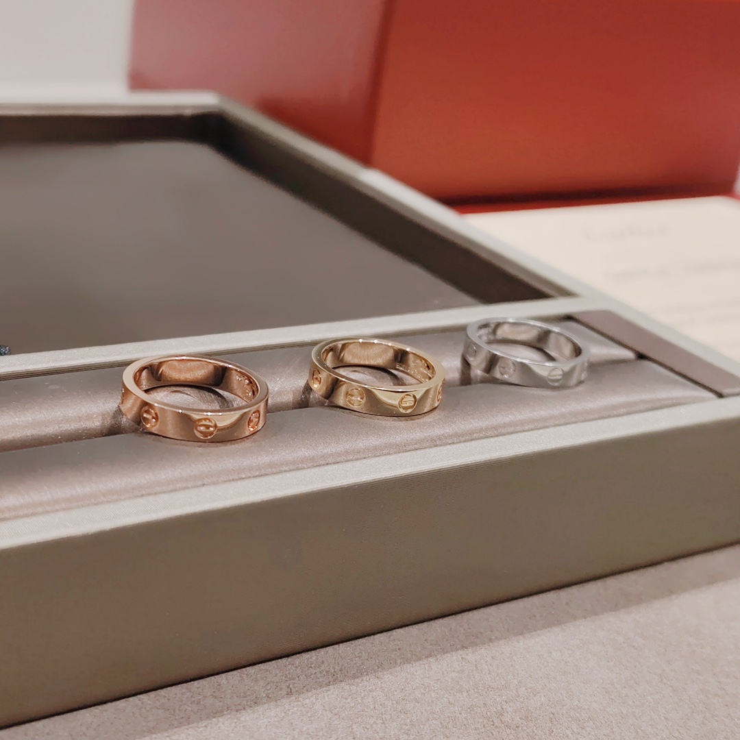 𝐂𝐚𝐫𝐭𝐢𝐞𝐫 𝐋𝐨𝐯𝐞 ♥️ Classic Diamond Free Ring Narrow Edition