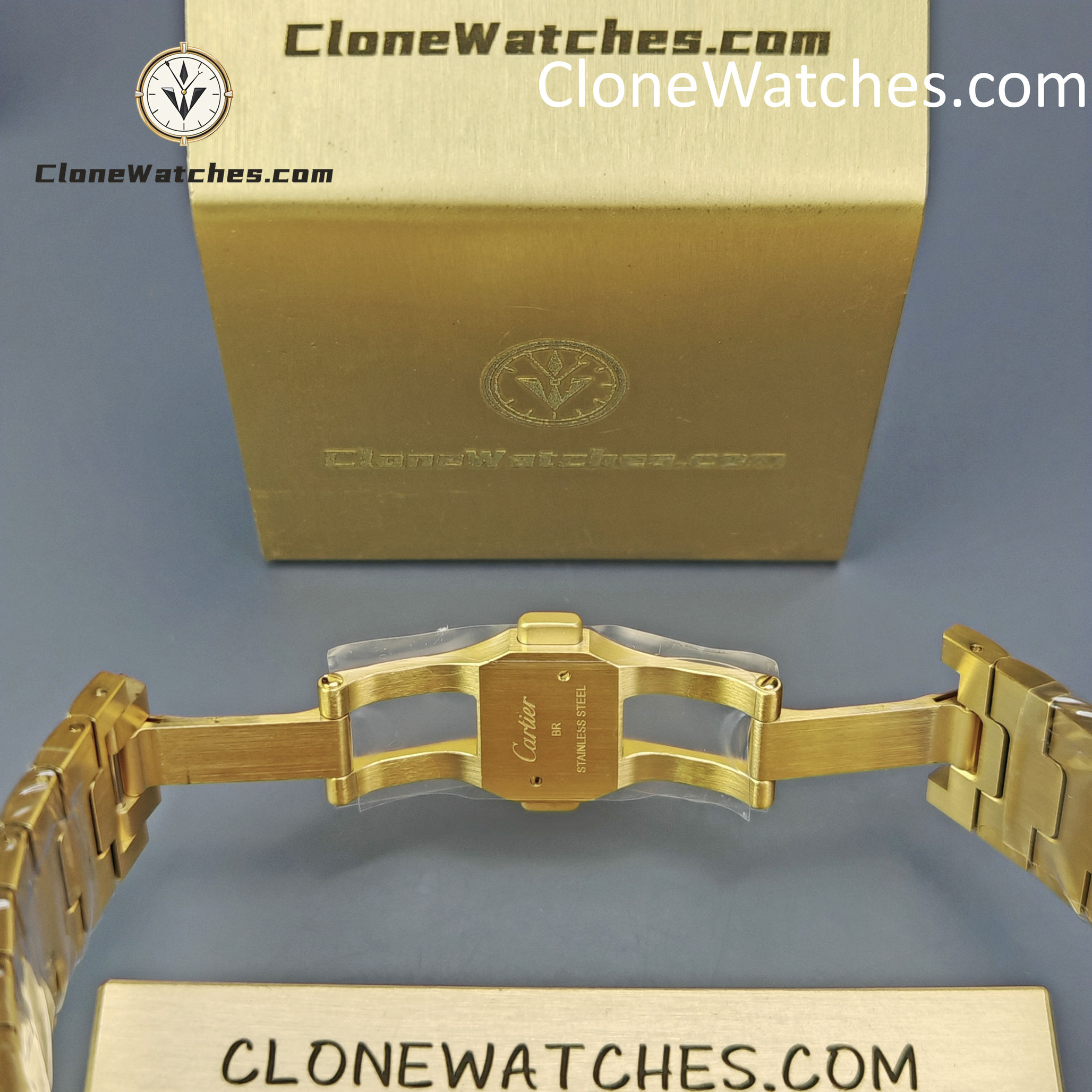 Cartier Super Clone Watches 1:1 Santos 18K Gold White Dial 39.8MM WGSA0009