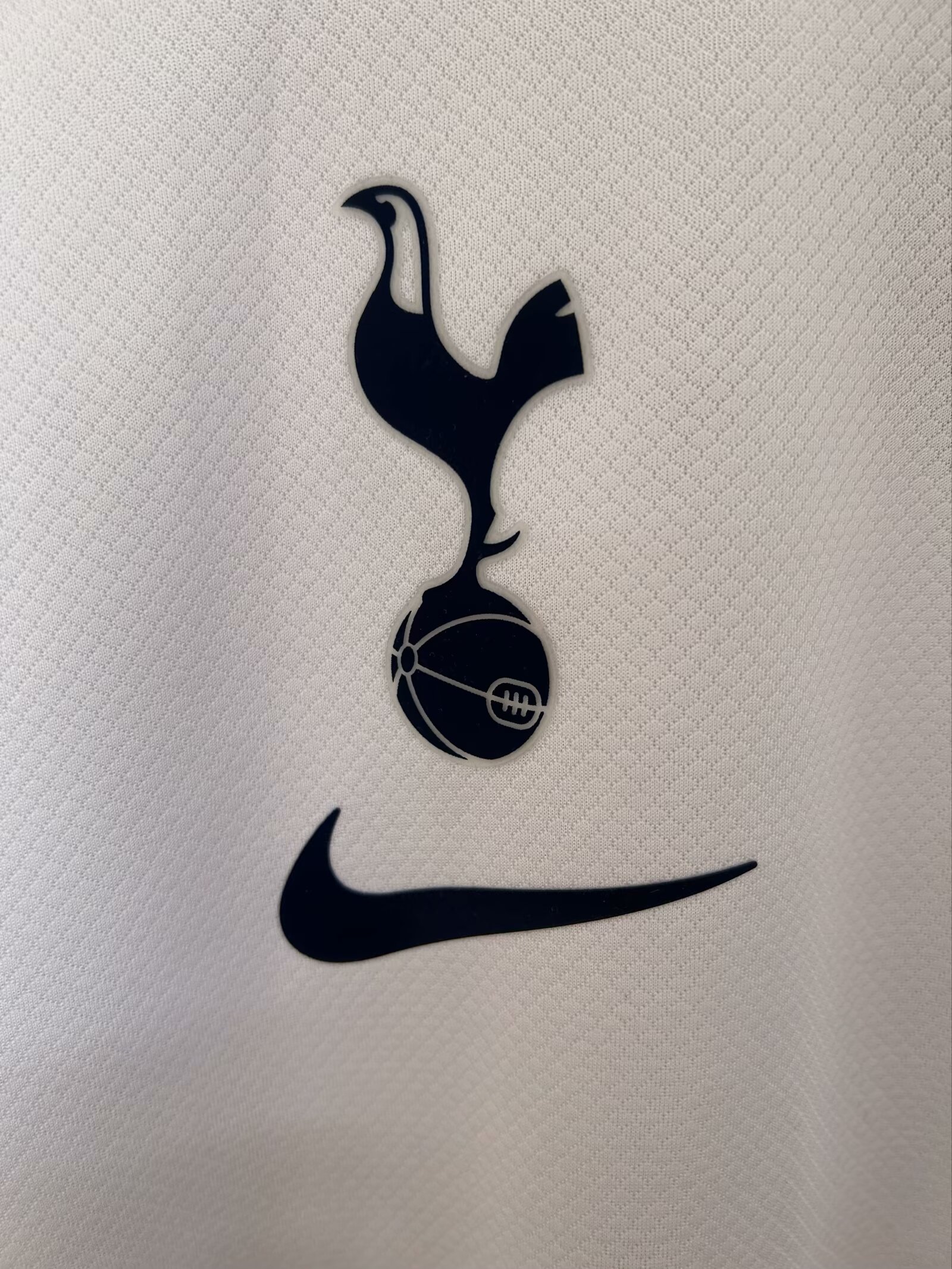 2025-26 Tottenham Hotspur Home Jersey - Fan Edition