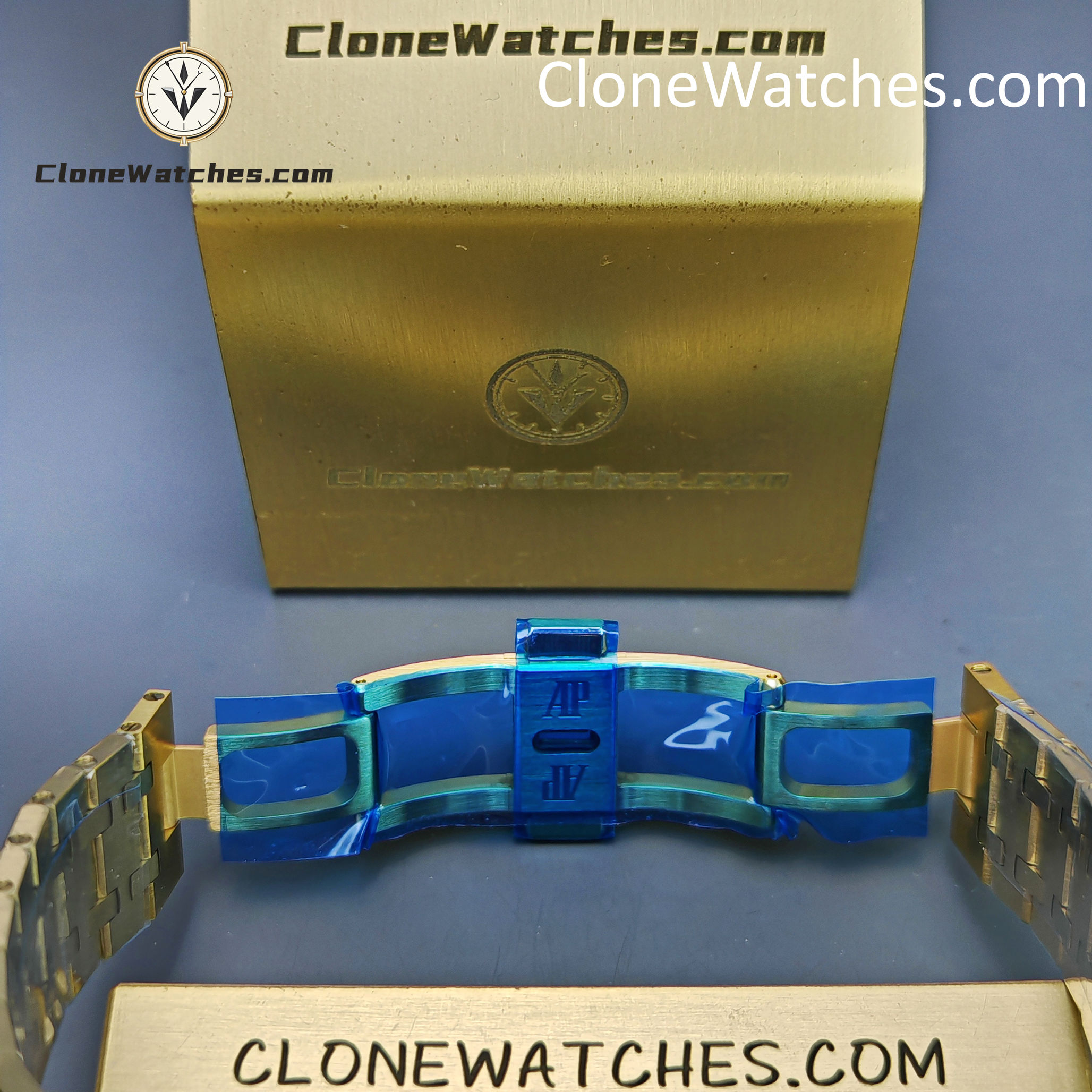 Audemars Piguet Super Clone Watches 1:1 Royal Oak Gold Dial 26240BA Selfwinding Chronograph