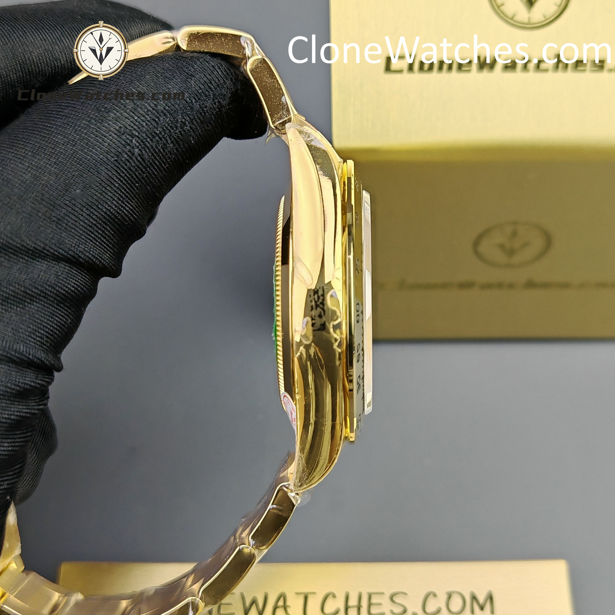 Rolex Super Clone Watches 1:1 Daytona 18K Gold Green Dial M116508-0013 4130 Movement