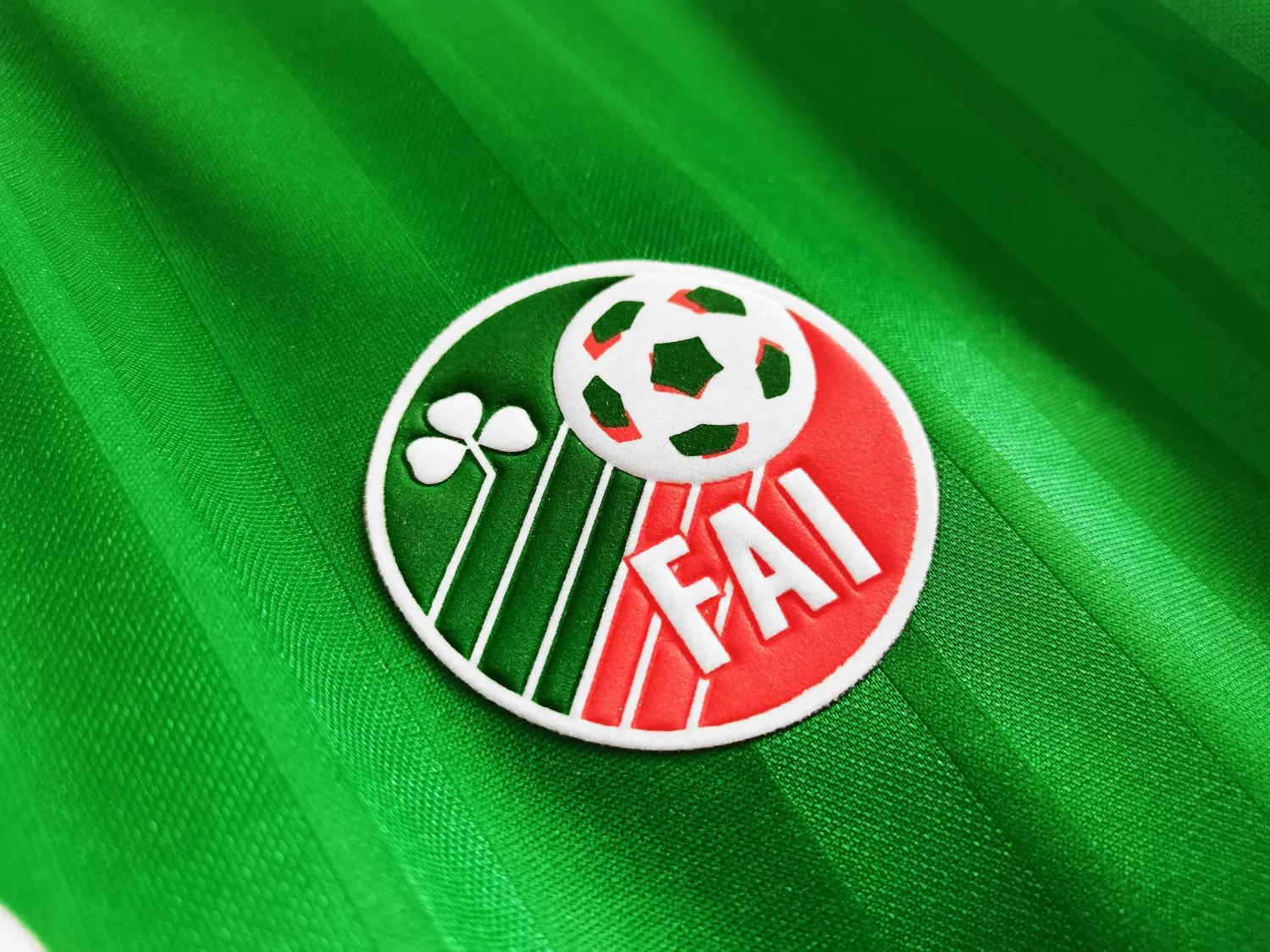 1992/94 Ireland home retro jersey - Fans Edition