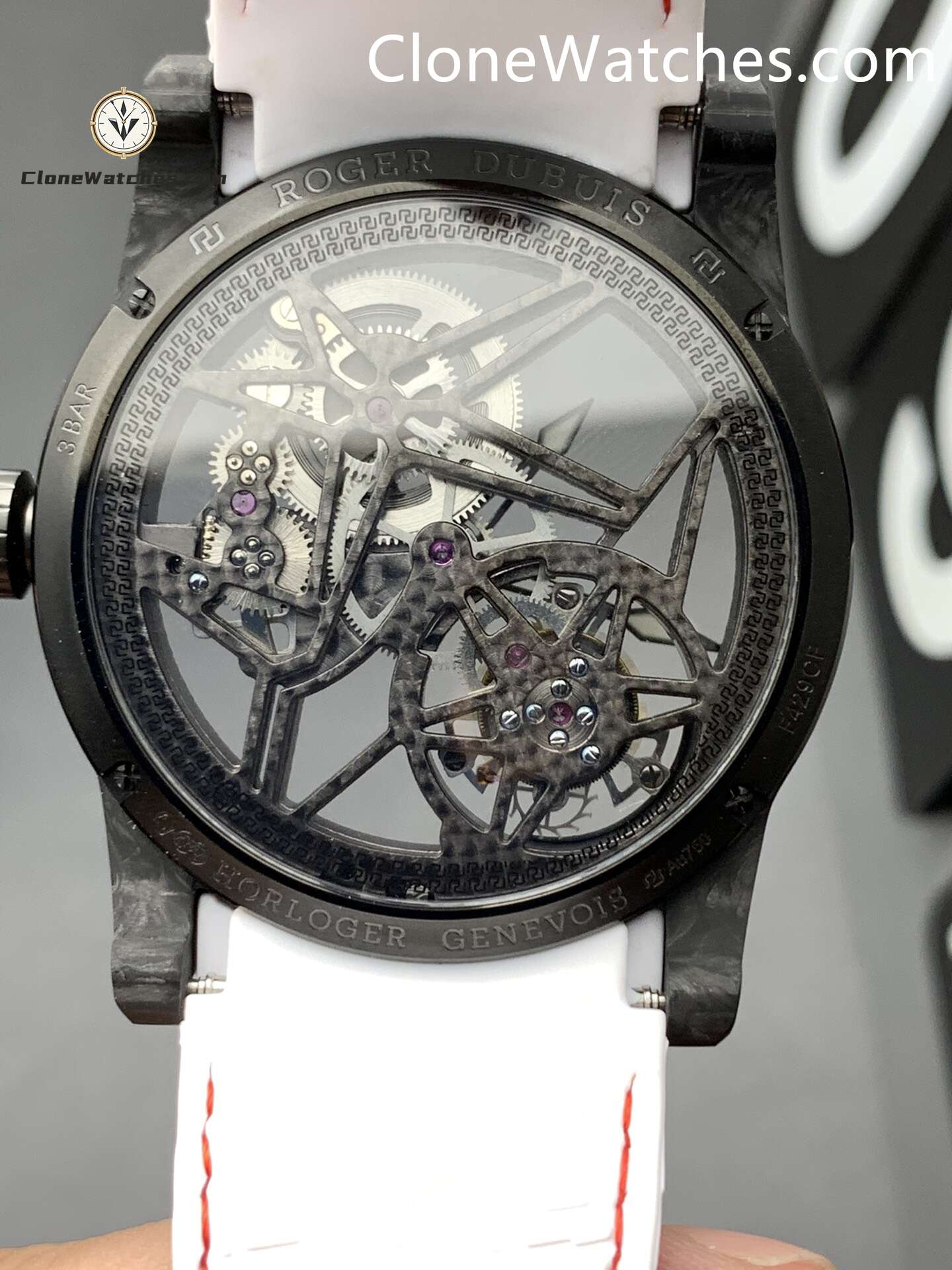 Roger Dubuis Super Clone Watches 1:1 Excalibur Carbon Fiber Skeleton Dial DBEX0577 42MM