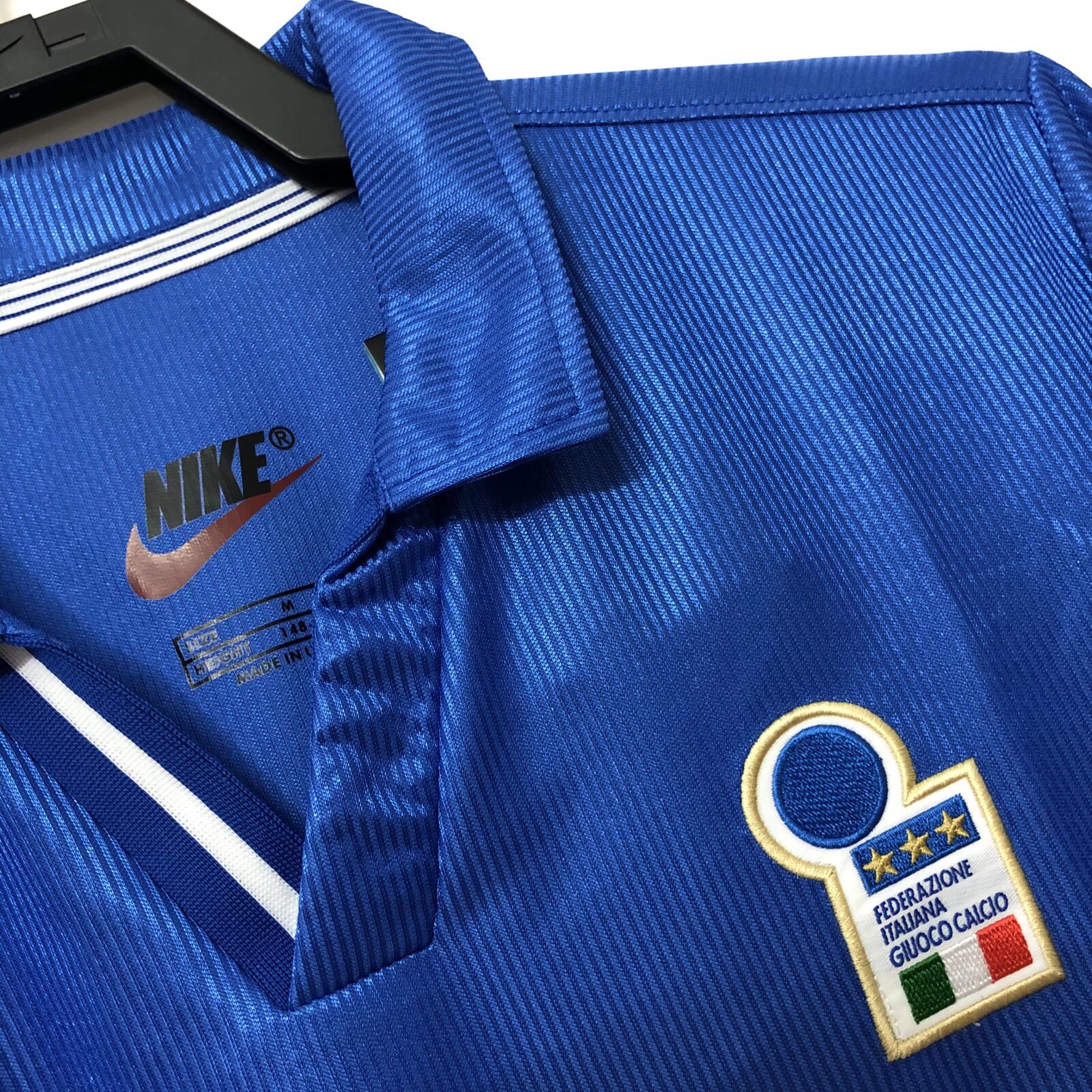1998 Italy home retro jersey