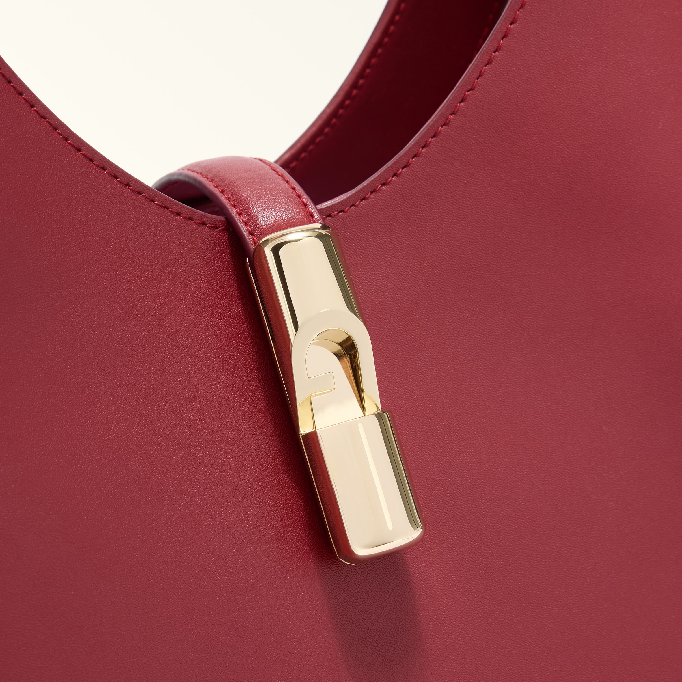 Furla Goccia Shoulder Bag M