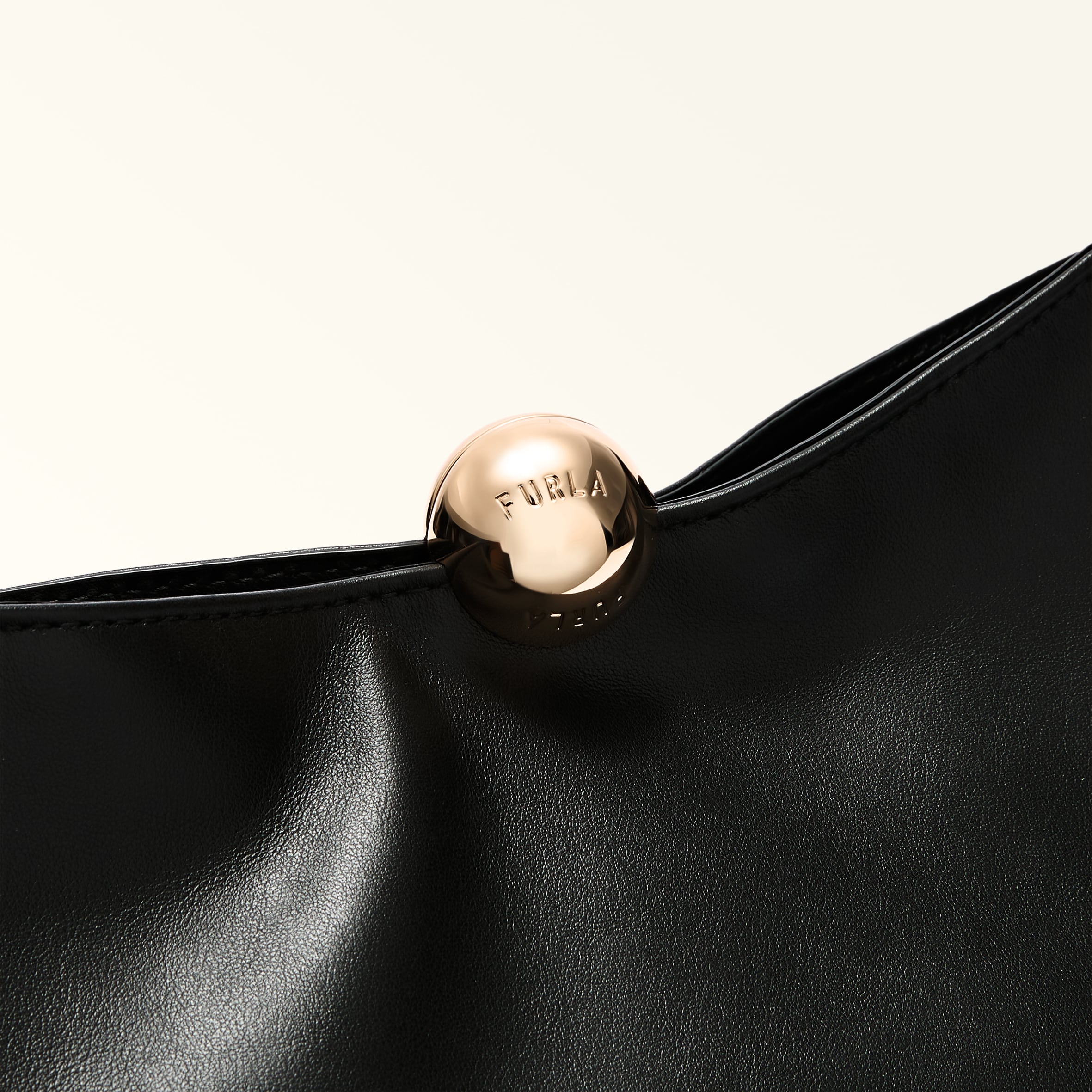 Furla Sfera Soft Shoulder Bag M