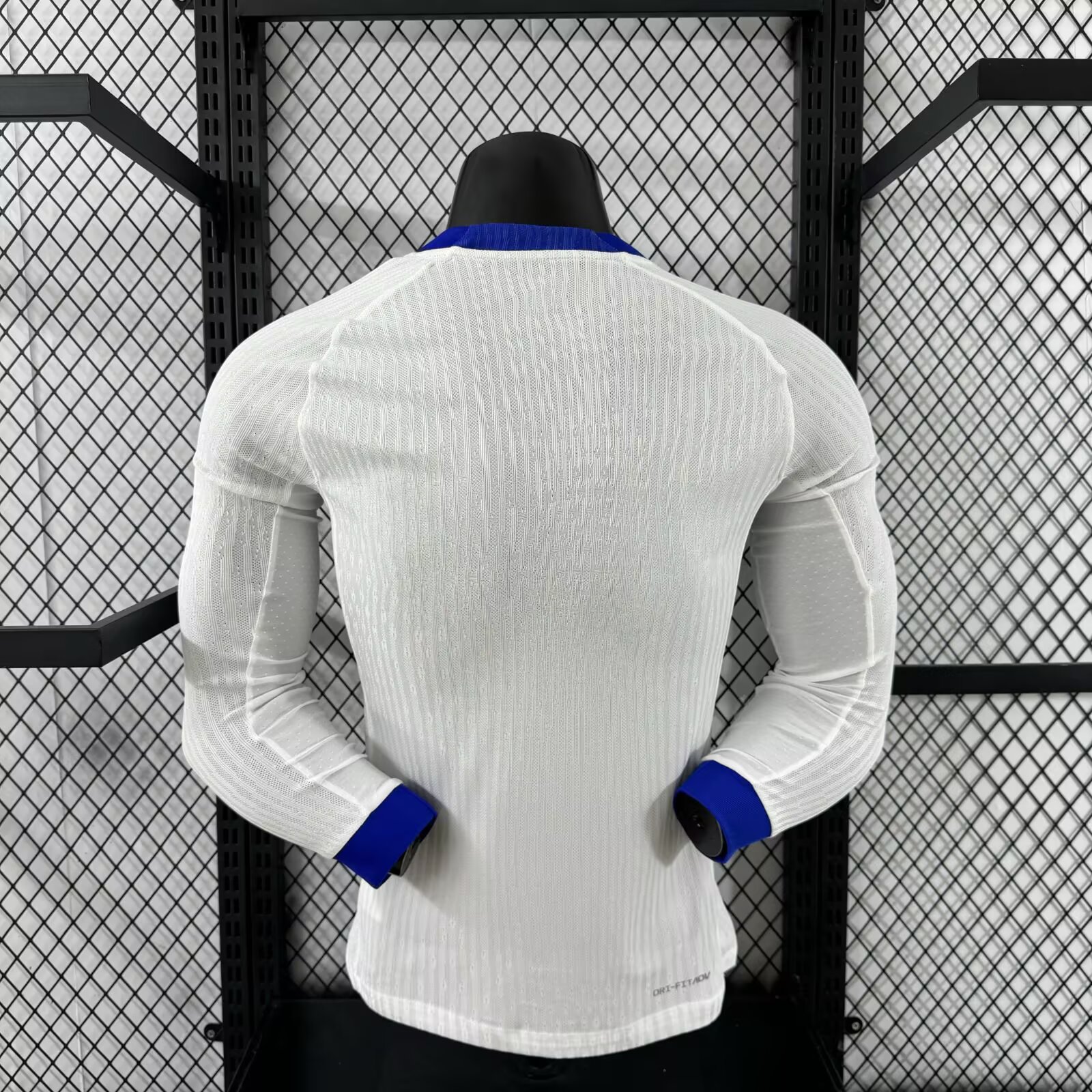 25-26 England Home Shirt - Long Sleeve - Player Edition