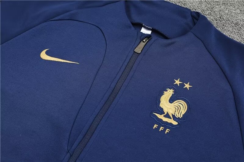 2022/2023 France long pull-up coat royal blue suit