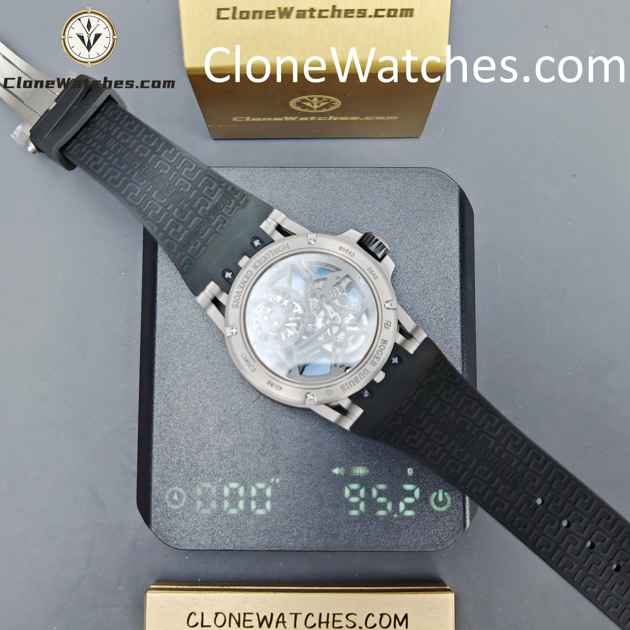 Roger Dubuis Super Clone Watches 1:1 Excalibur Skeleton Dial RDDBEX0479 45MM