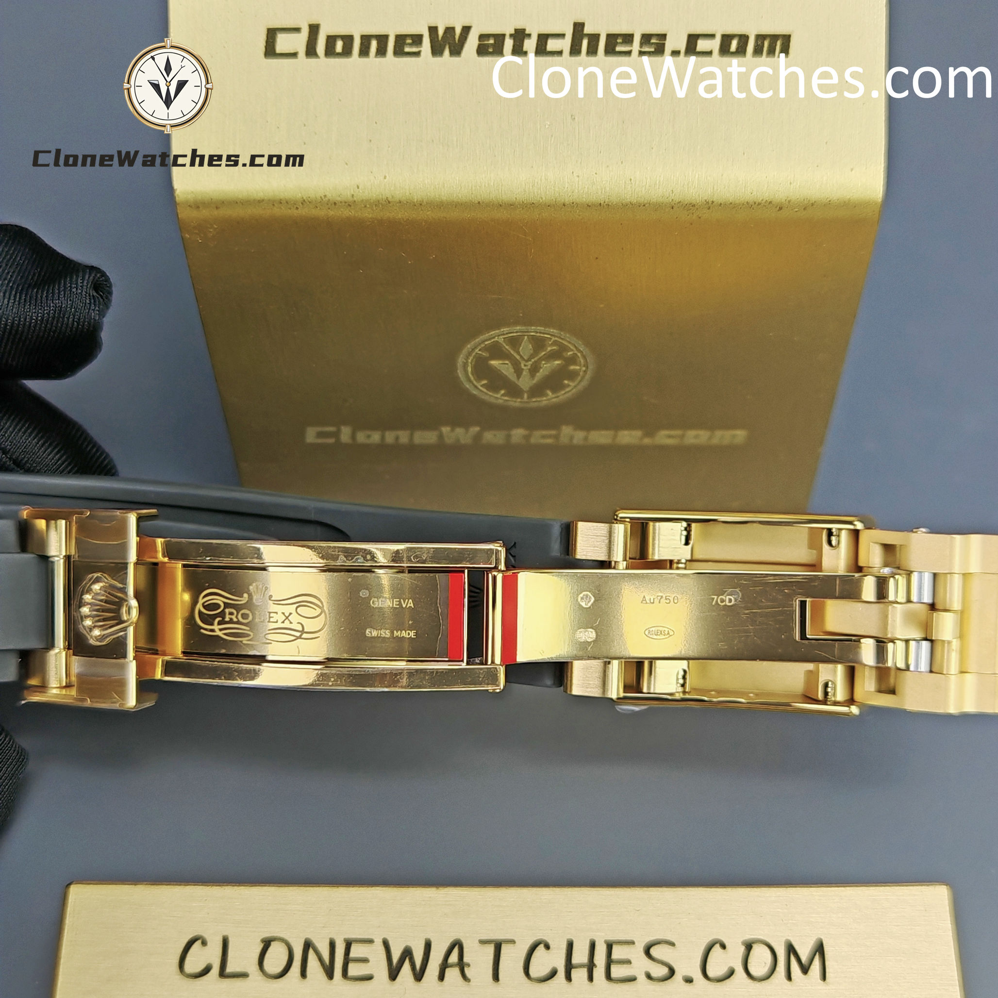 Rolex Super Clone Watches 1:1 Daytona White Arabic Dial Oysterflex Rubber Strap M116518 4130 Movement