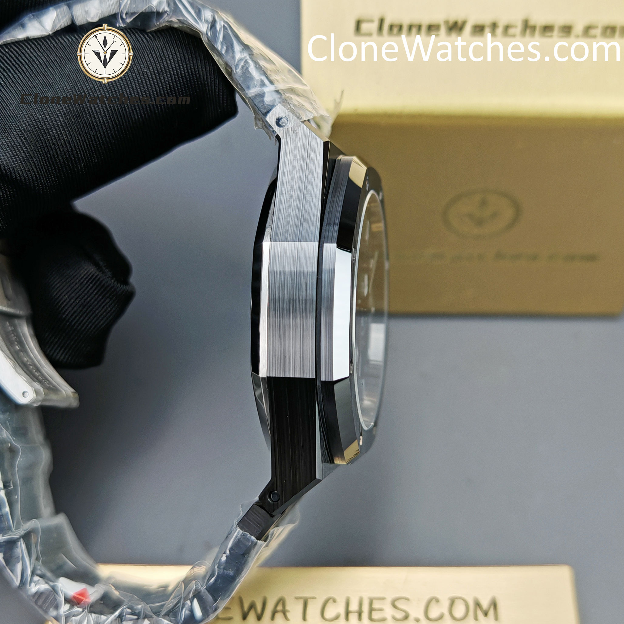 Audemars Piguet Super Clone Watches 1:1 Royal Oak Black Ceramic Blue Dial 26240CE Selfwinding Chronograph