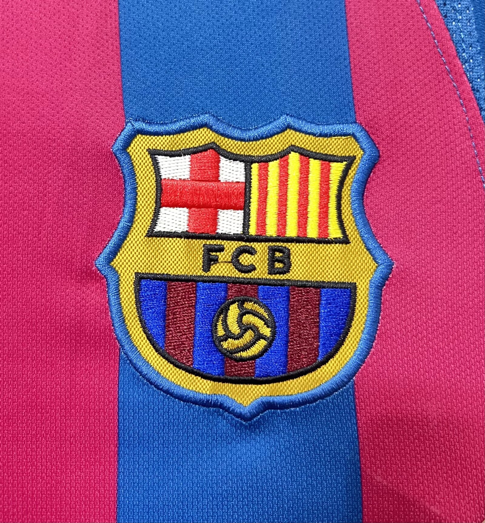 2005/2006 Barcelona Home Long Sleeve Champions League Edition