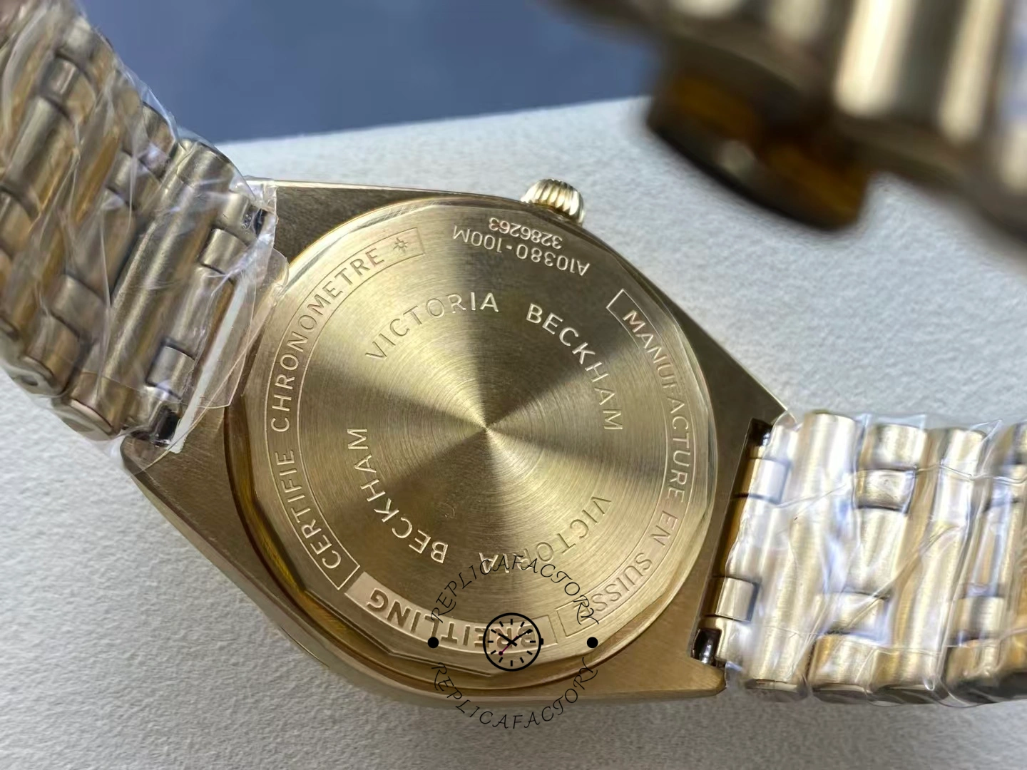 Breitling Chronomat Automatic 36mm K103801A1A1K1 Yellow Gold Replica