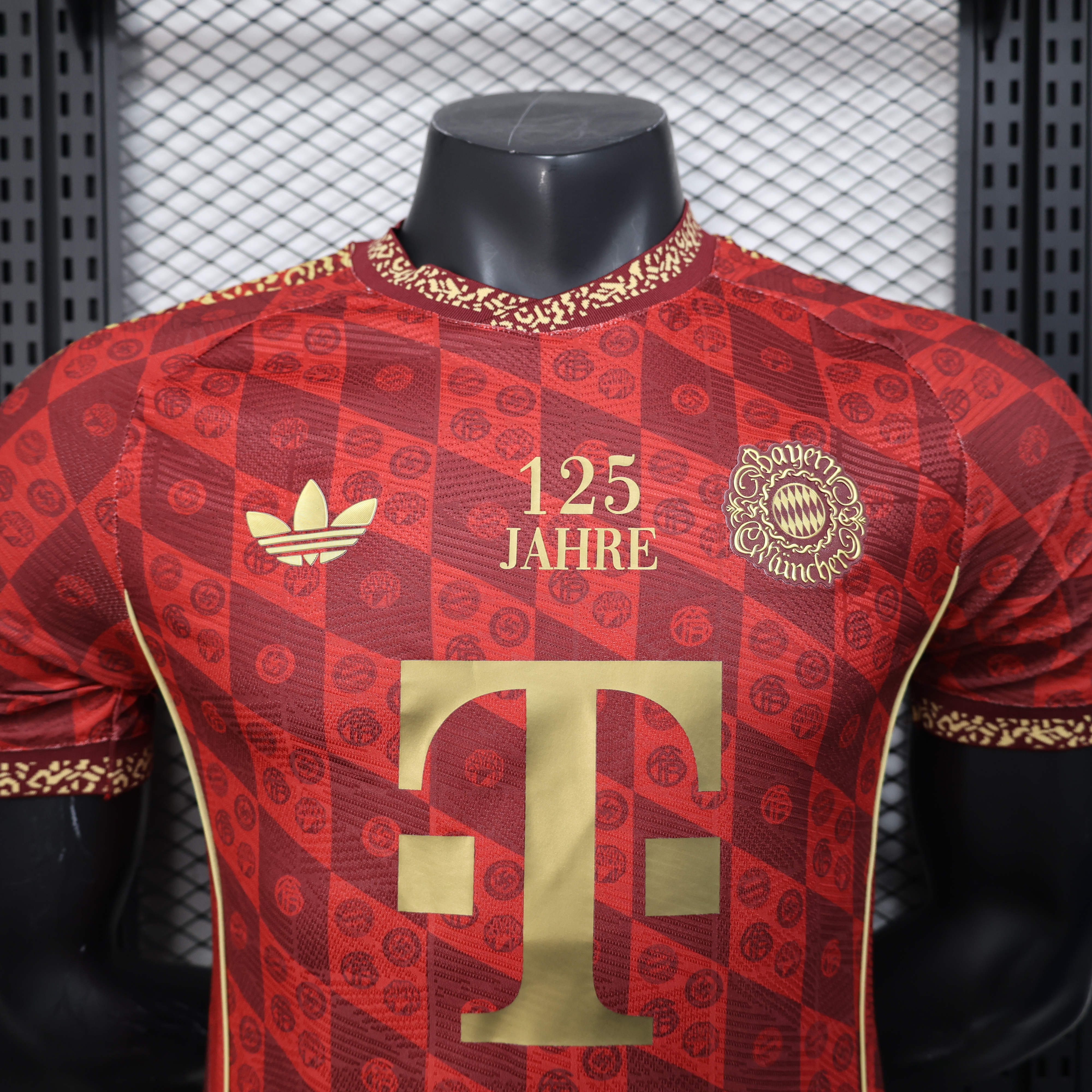 2025-26 Bayern Anniversary Edition Red - Jersey - Player Edition
