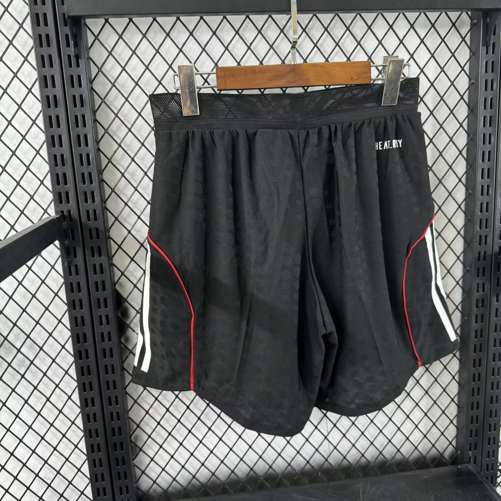 25-26 Liverpool FC Pants - Player Edition