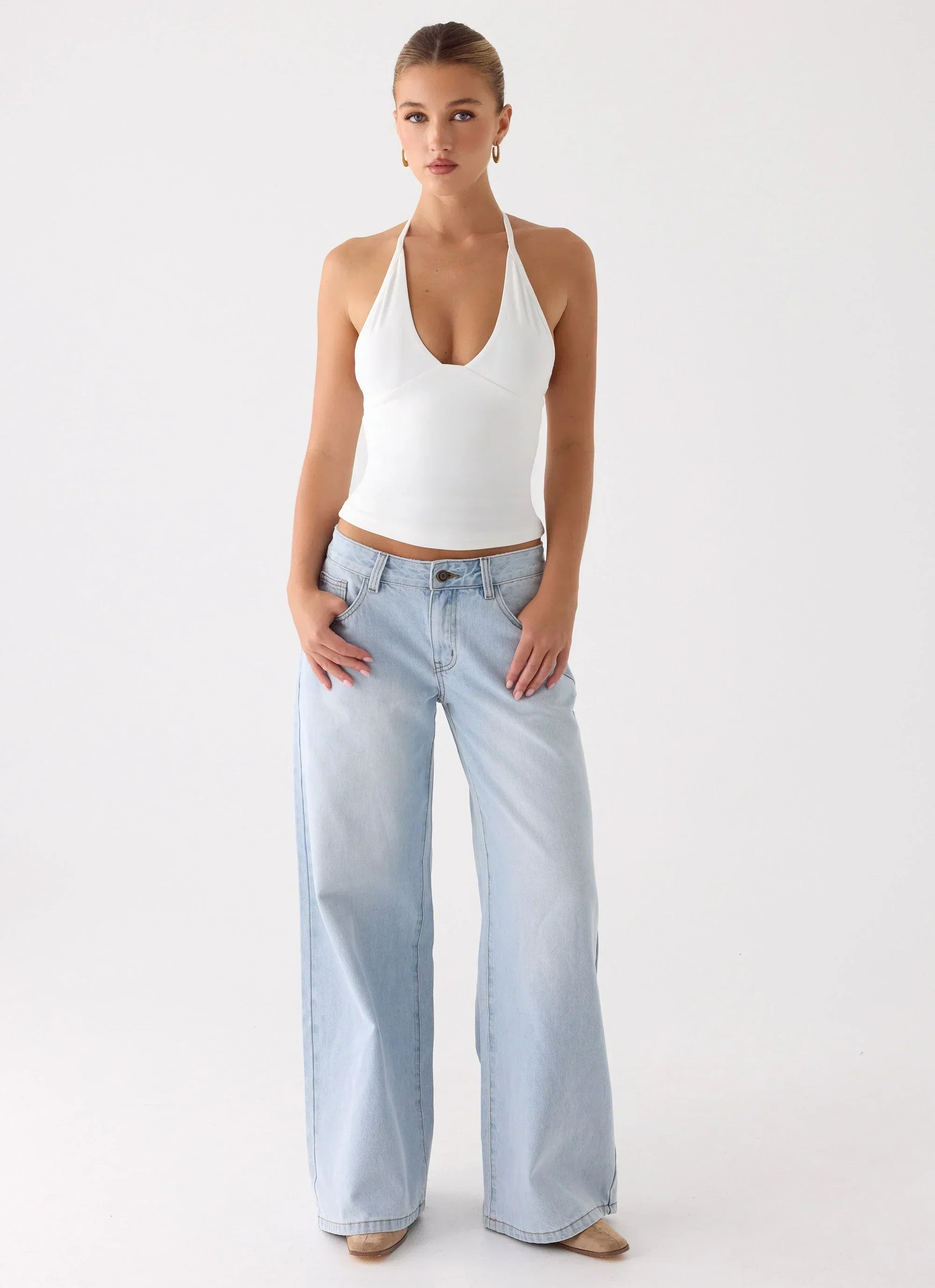 Neo Low Rise Wide Leg Denim Jeans - Light Blue Wash
