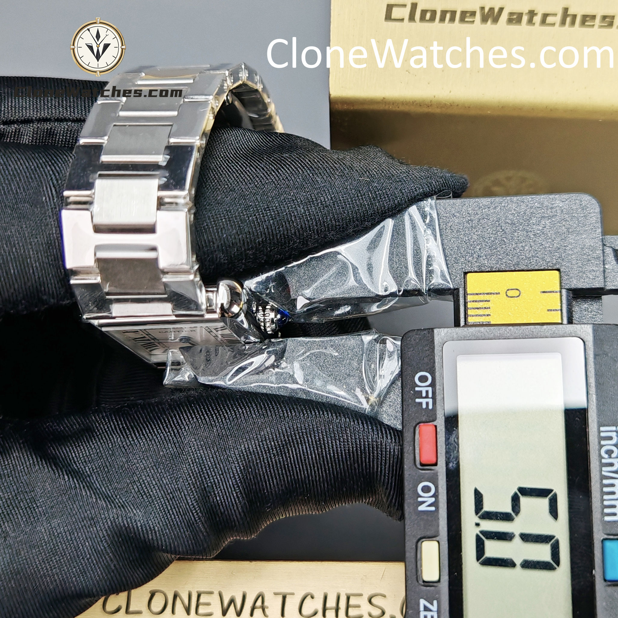 Cartier Super Clone Watches 1:1 Tank Solo Small Model quartz movement 31 x 24.4MM WGTA0342