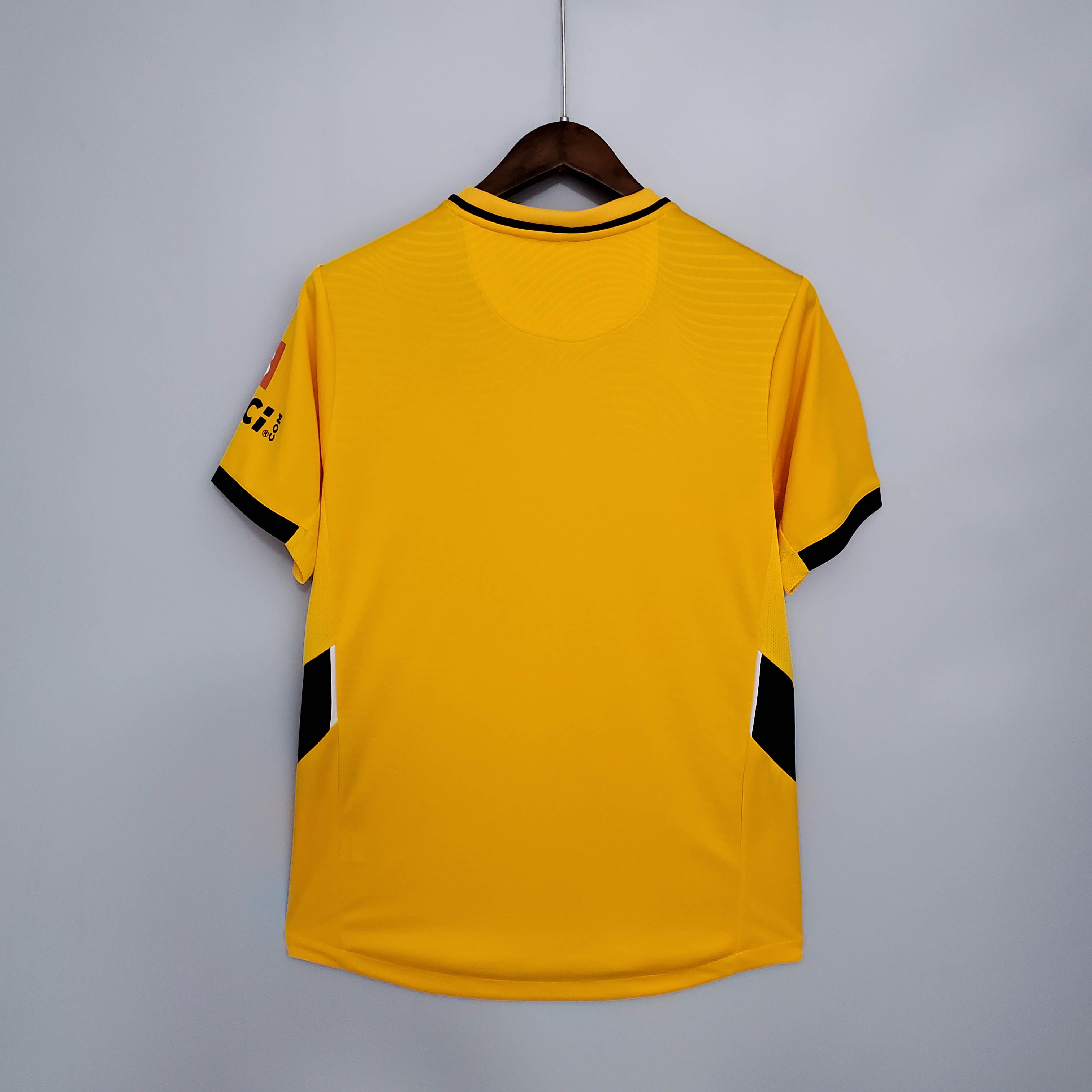 2021/22 Wolves home jersey 1:1 Thai quality - Fans Edition