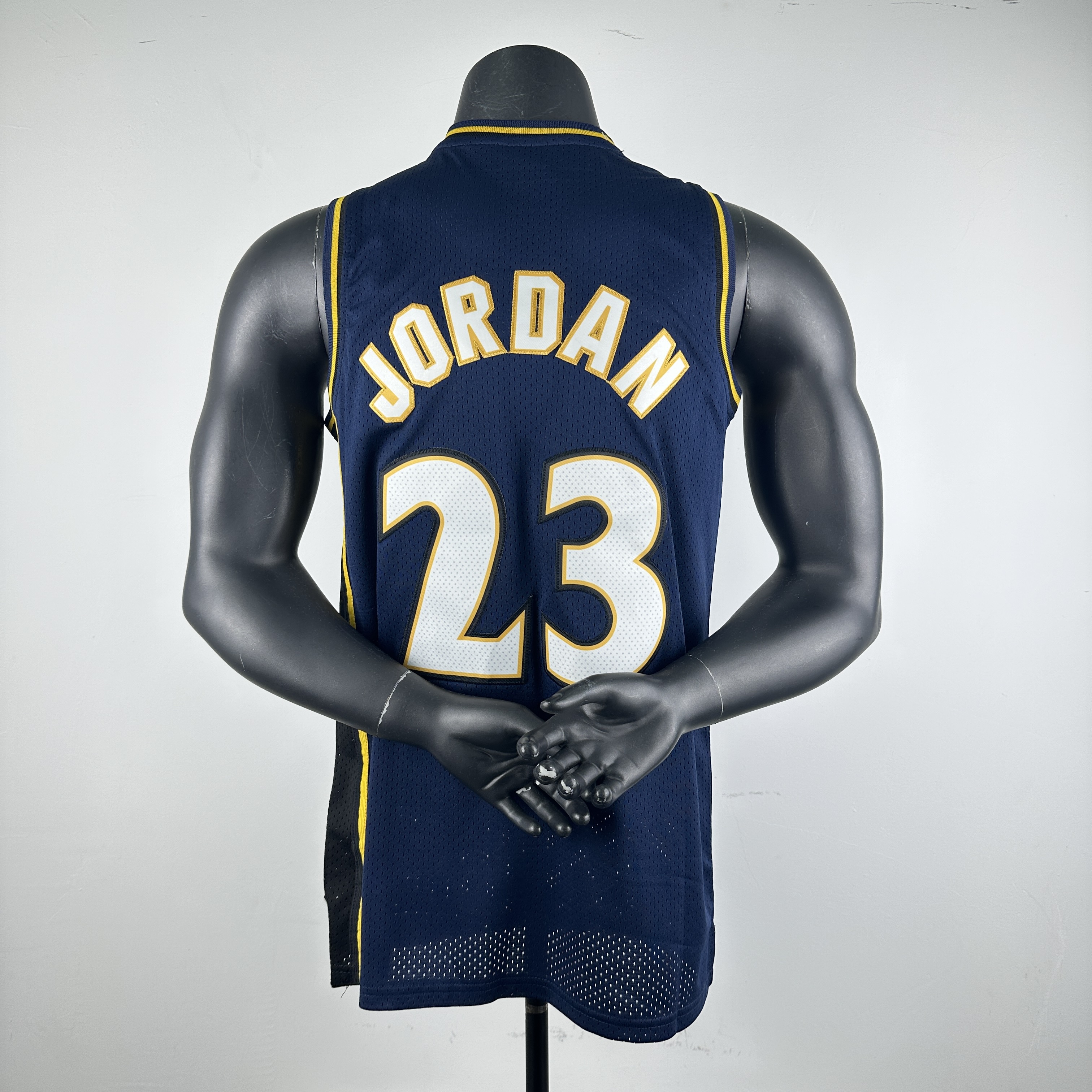 Embroidered MN Retro Jersey Wizards Navy No. 23 Jordan