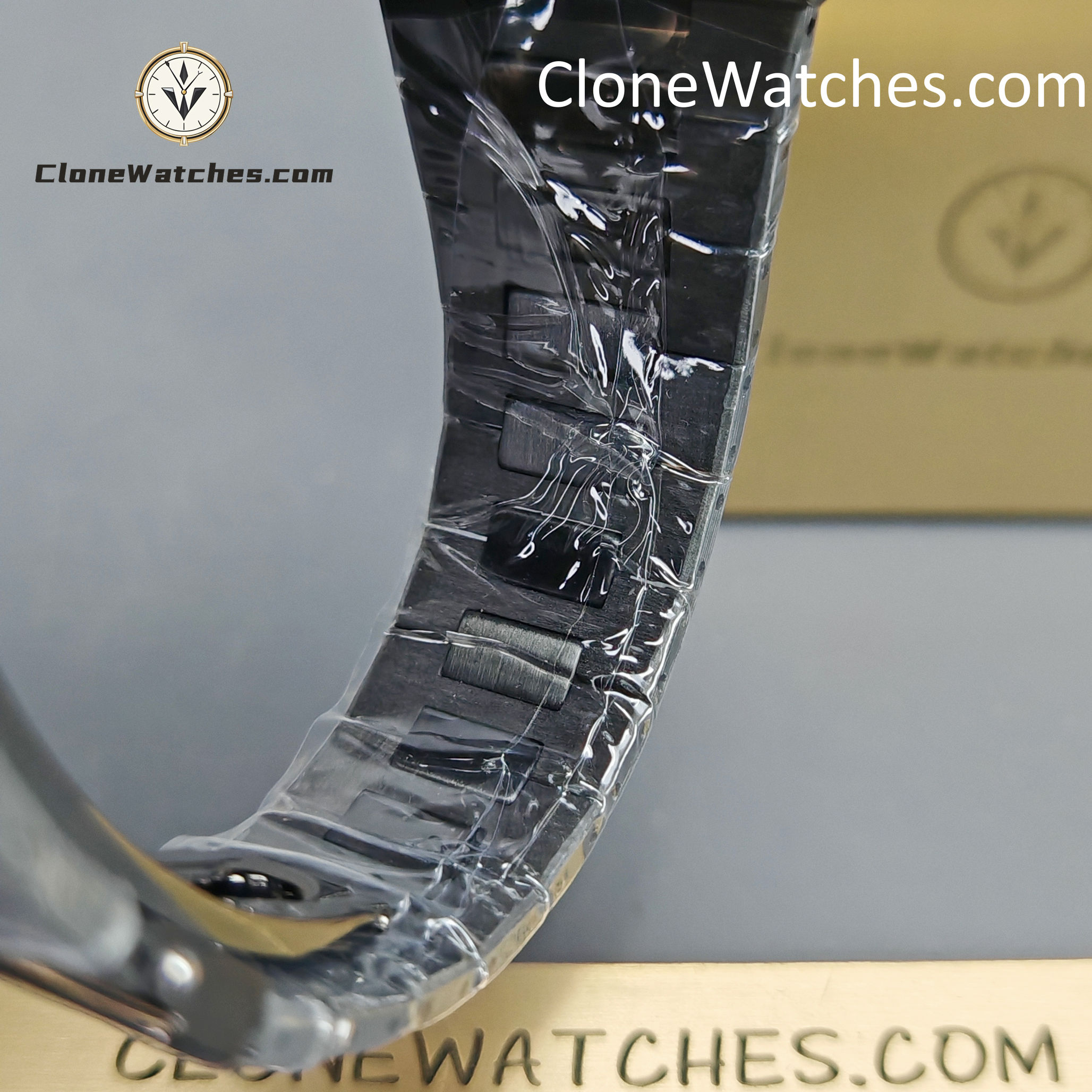 Modified Super Clone Watches 1:1 DiW Patek Philippe Nautilus CARBON BLACK 5711
