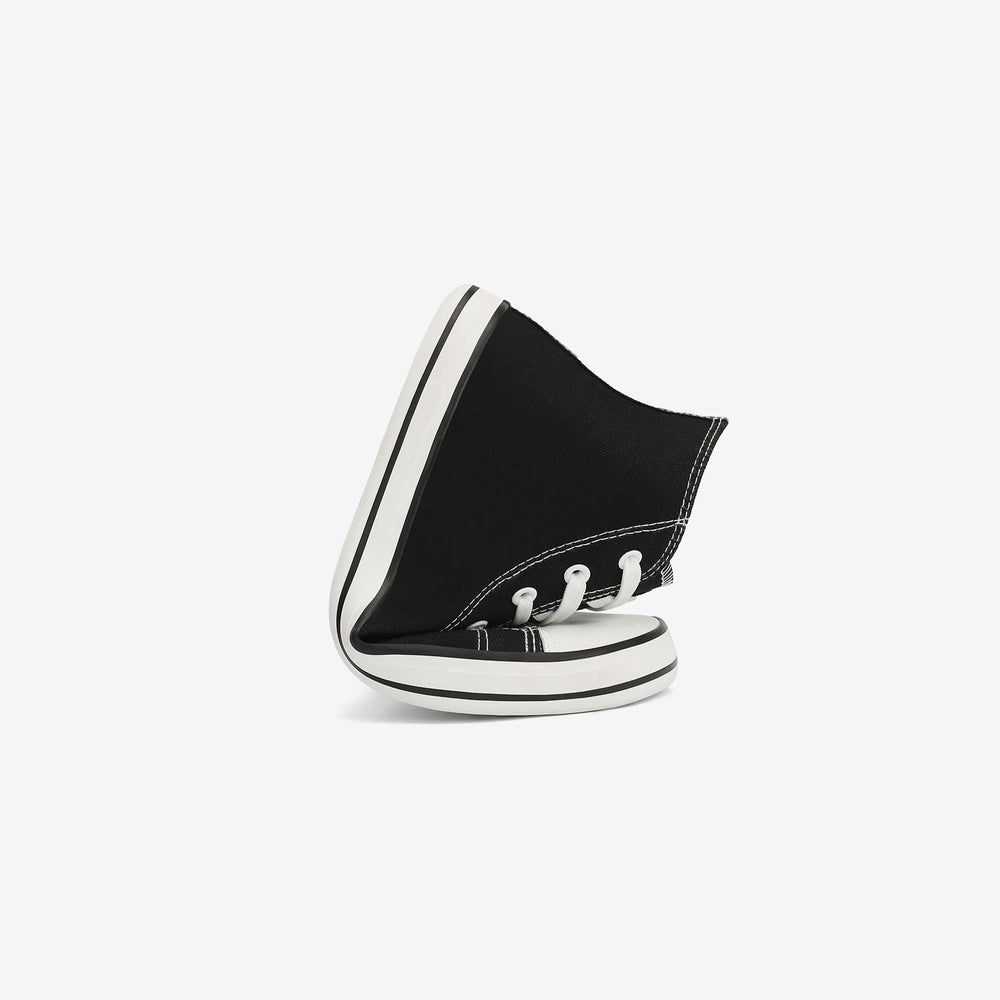 Woman Roam I  - Barefoot Shoes