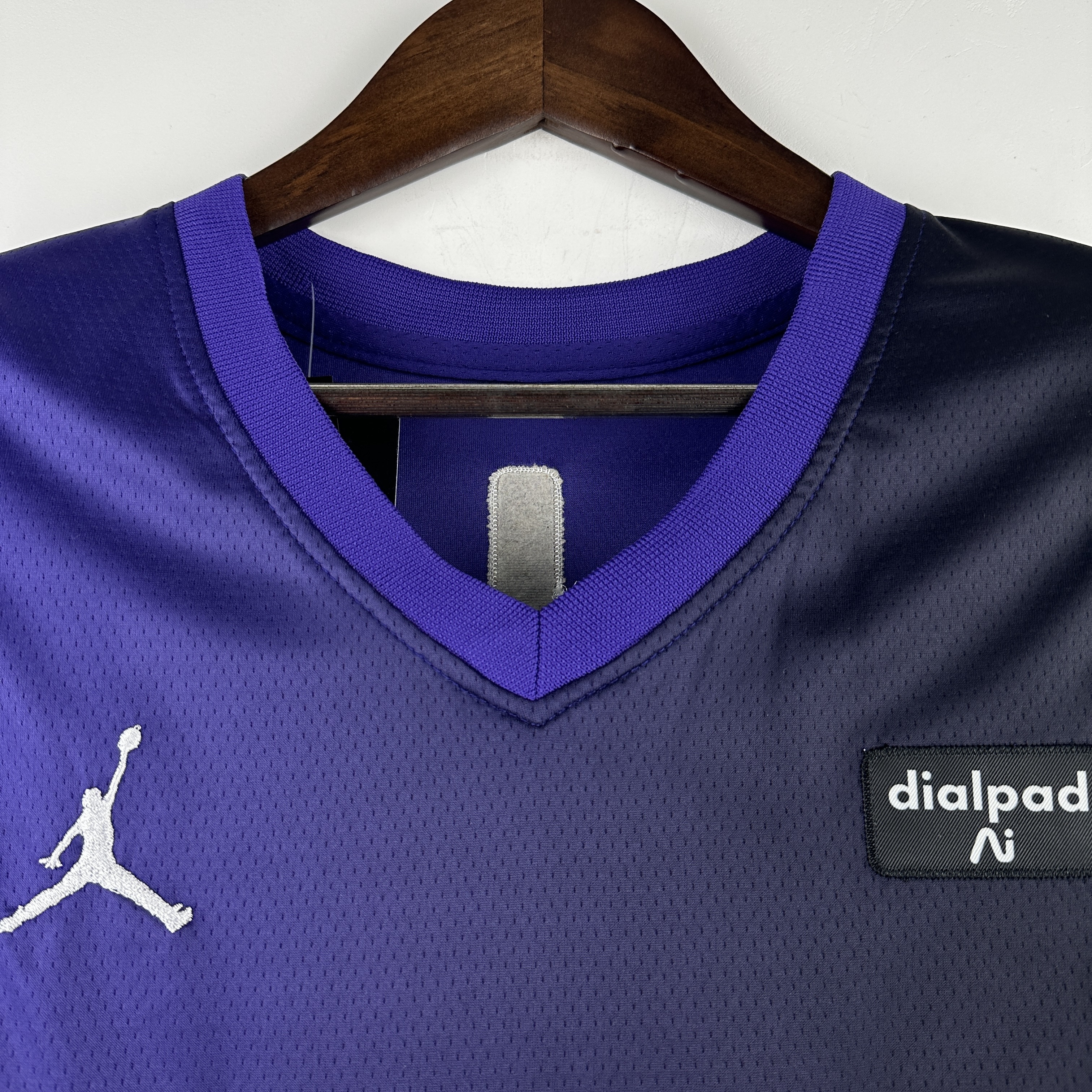 Embroidered 24th season Kings Flying Man No. 5 Fox