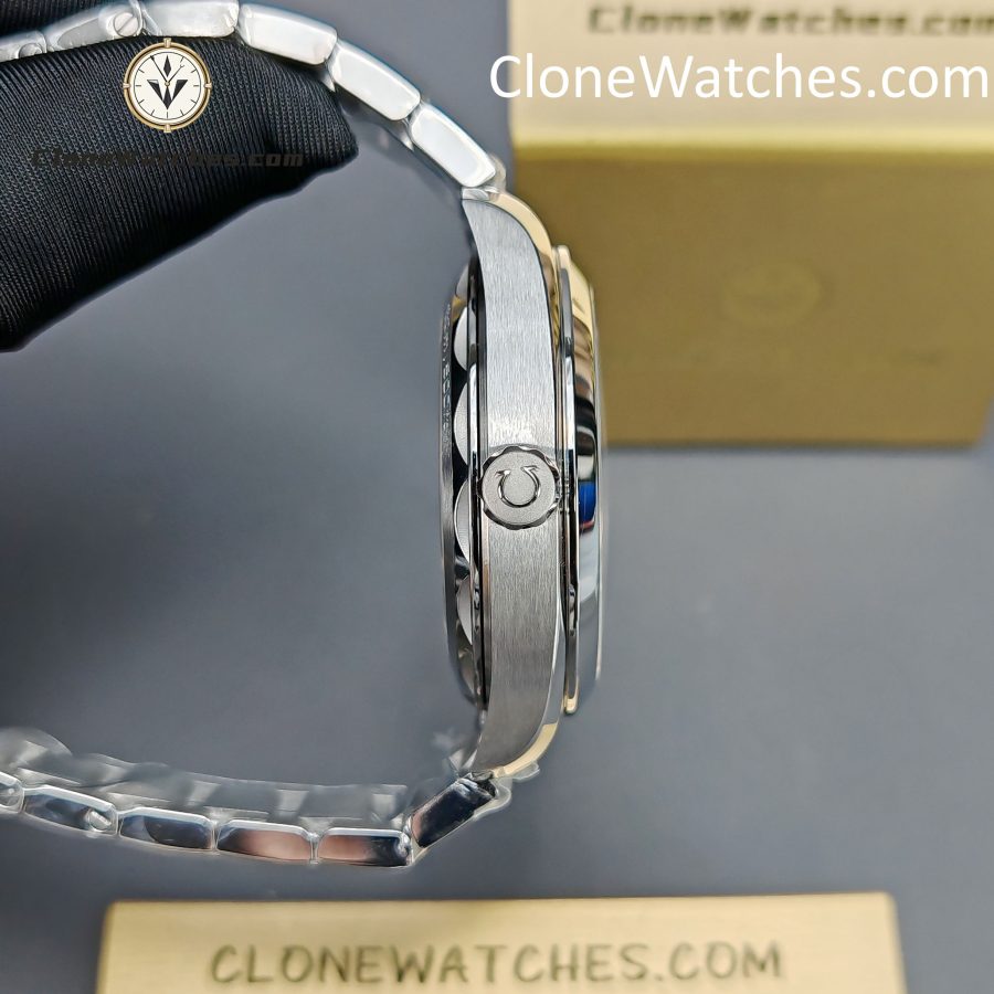 OMEGA Super Clone Watches 1:1 Seamaster Aqua Terra 150M 220.12.41.21.01.002 41MM