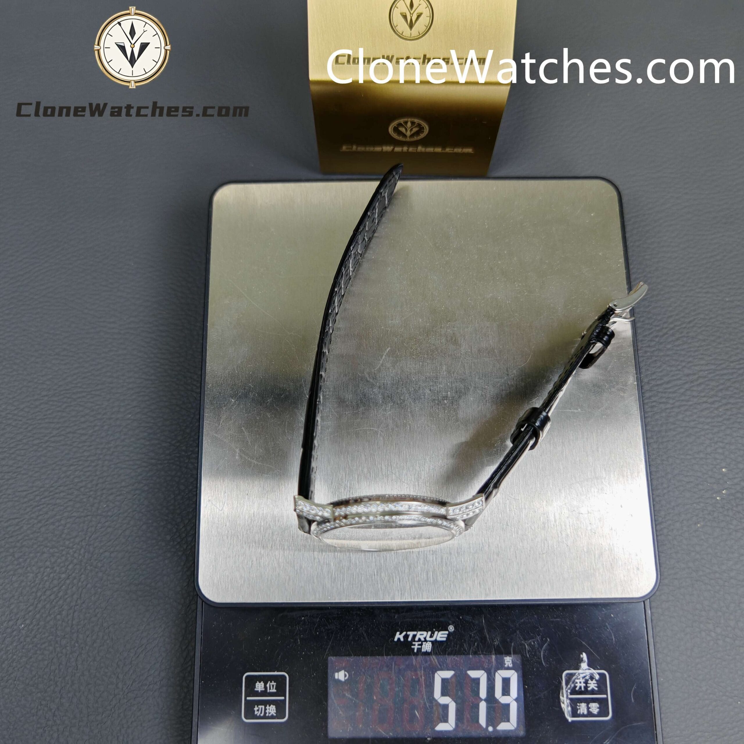 Vacheron Constantin Super Clone Watches 1:1 Patrimony 82673/000G-9821 Diamond Dial 40MM