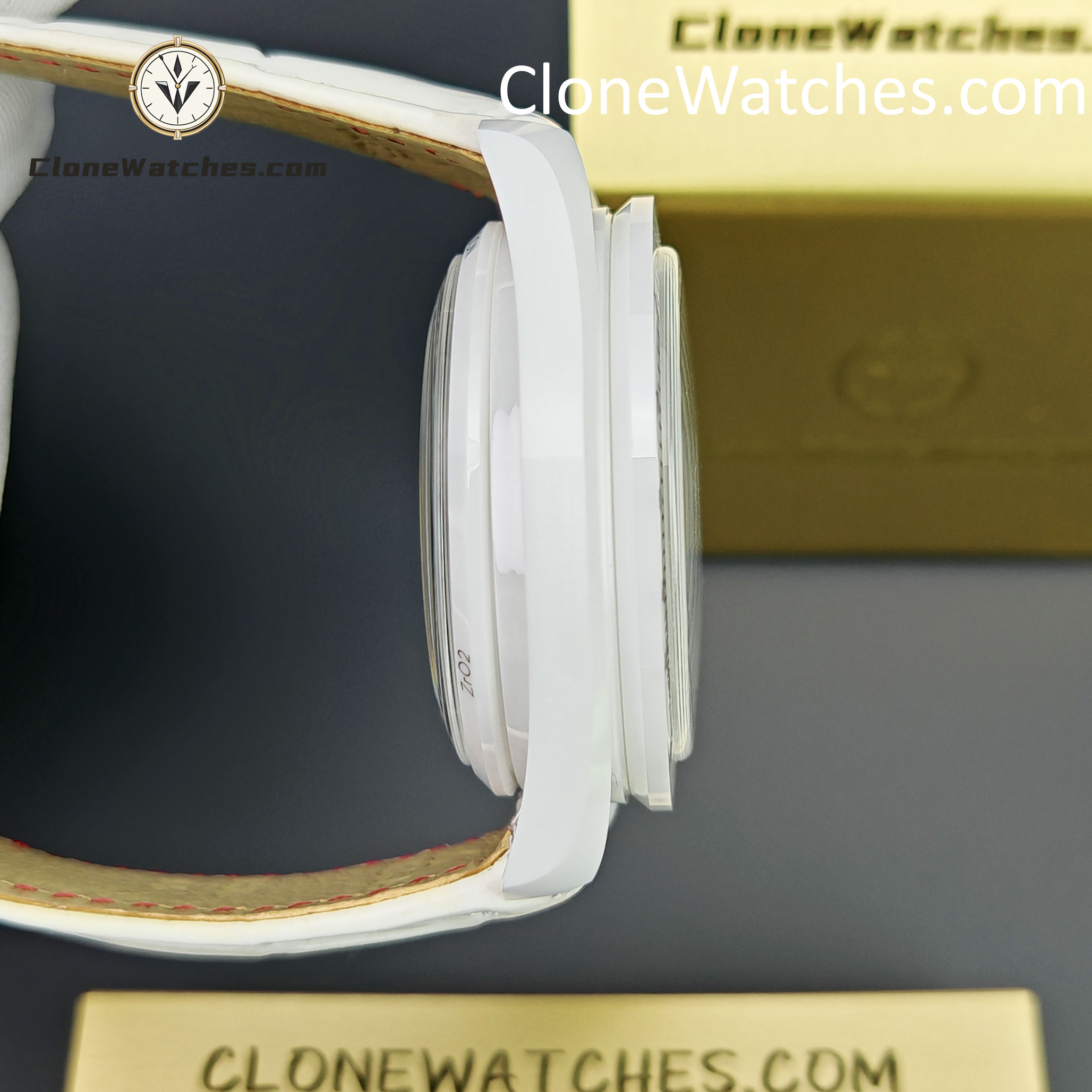 OMEGA Super Clone Watches 1:1 Speedmaster Dark Side of the Moon 311.93.44.51.04.002 44.25mm White Side of the Moon