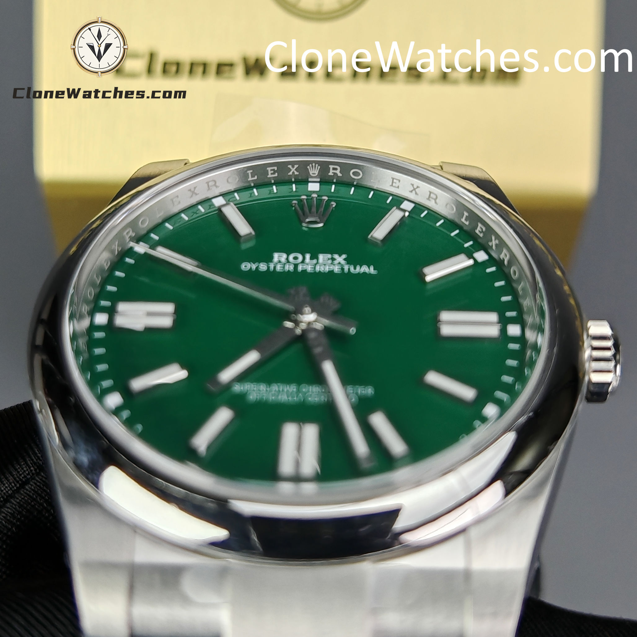 Rolex Super Clone Watches 1:1 Oyster Perpetual Green Dial 41mm M124300 3230 Movement
