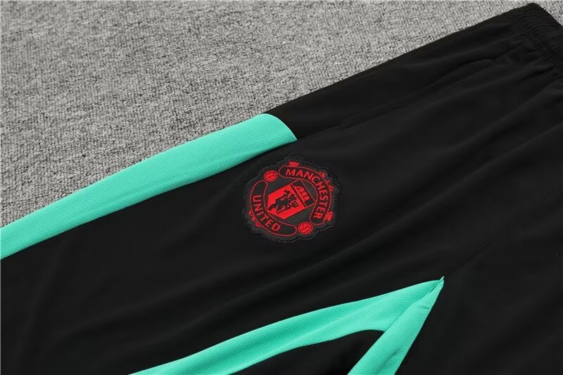 2023/2024 Manchester United half-pull training suit dark green football shirt