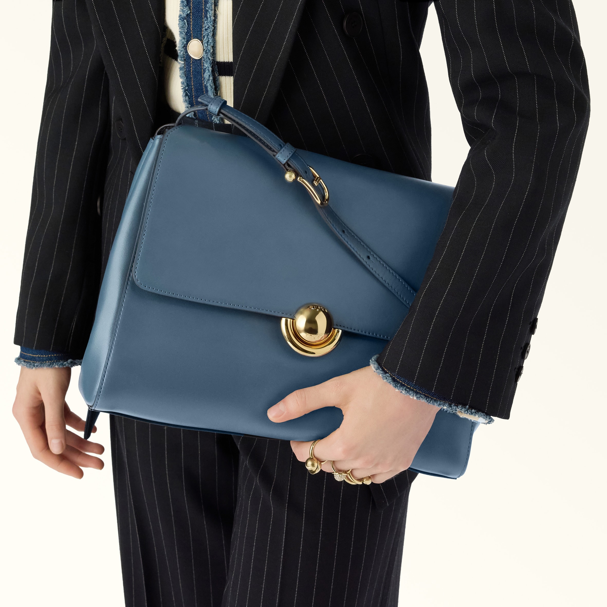 Furla Domus Shoulder Bag M