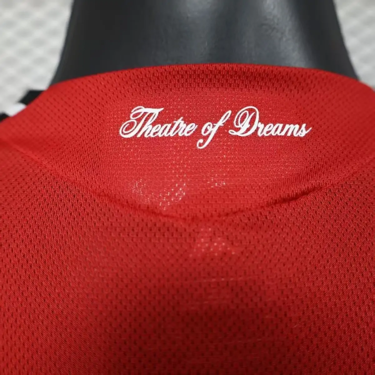 2025/26 Manchester United Home Long Sleeve Jersey - Player Edition