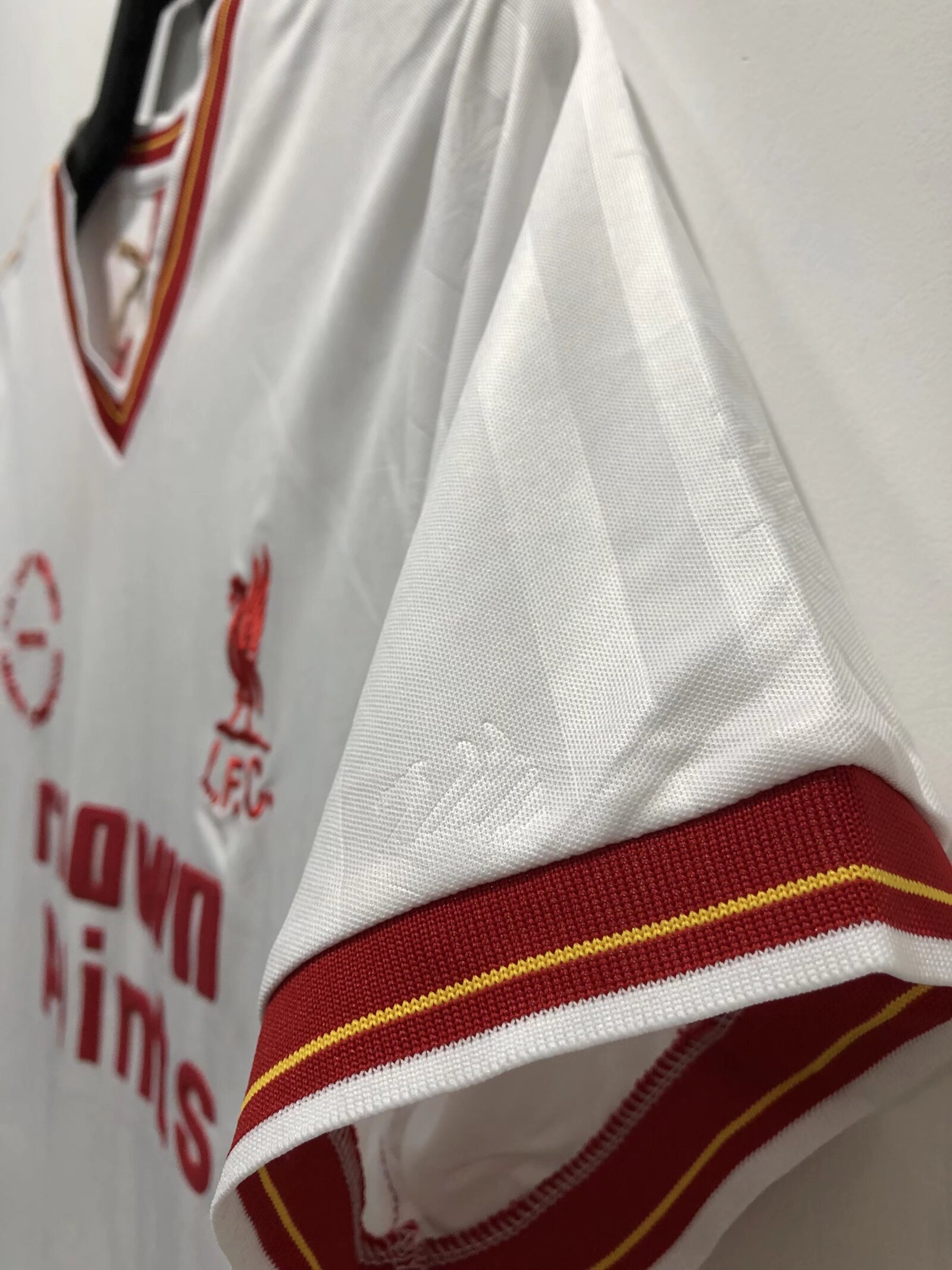 1985/1986 Liverpool second away jersey 1:1 Thai quality - Fans edition