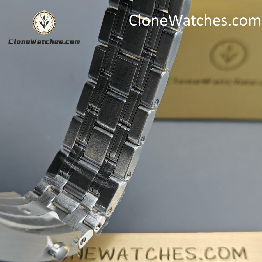 OMEGA Super Clone Watches 1:1 Seamaster Diver 300M 210.30.42.20.01.001 42MM