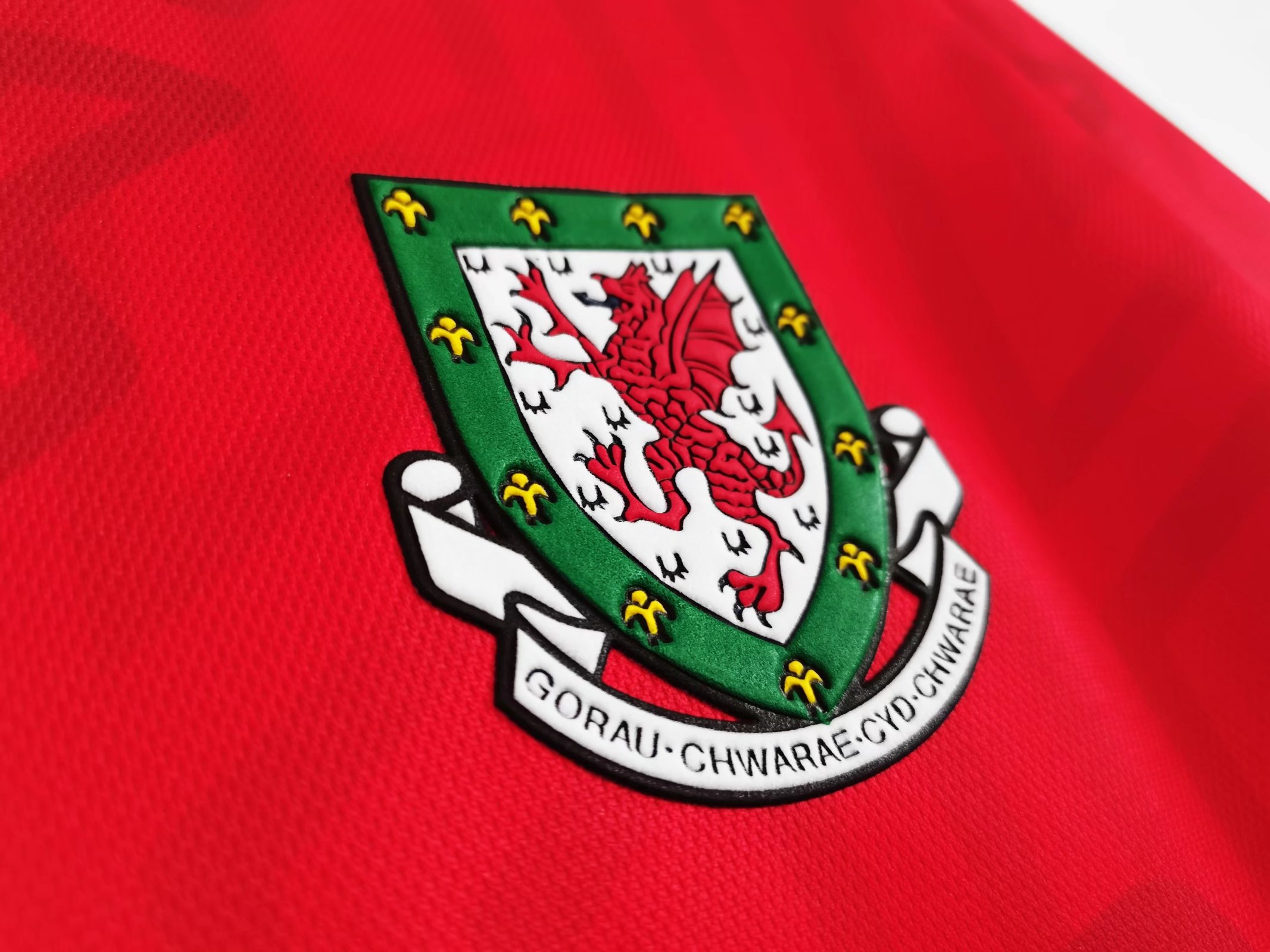 1992/94 Wales home retro jersey 1:1 Thai quality - Fans Edition