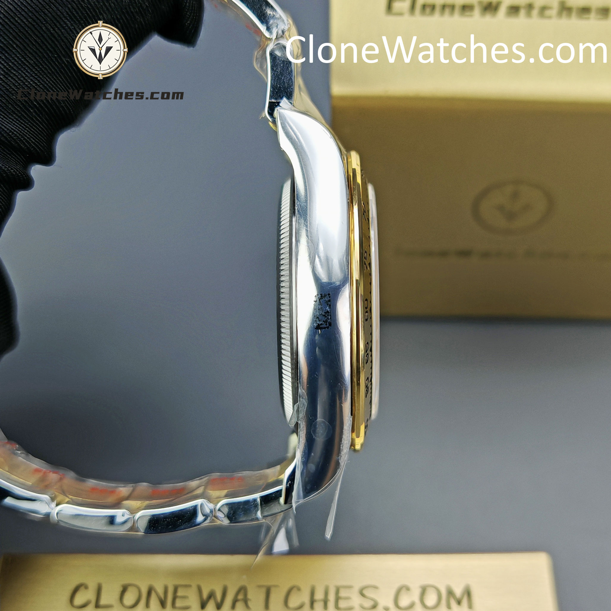 Rolex Super Clone Watches 1:1 Daytona 18k Gold Black Dial M126503-0003 4131 Movement